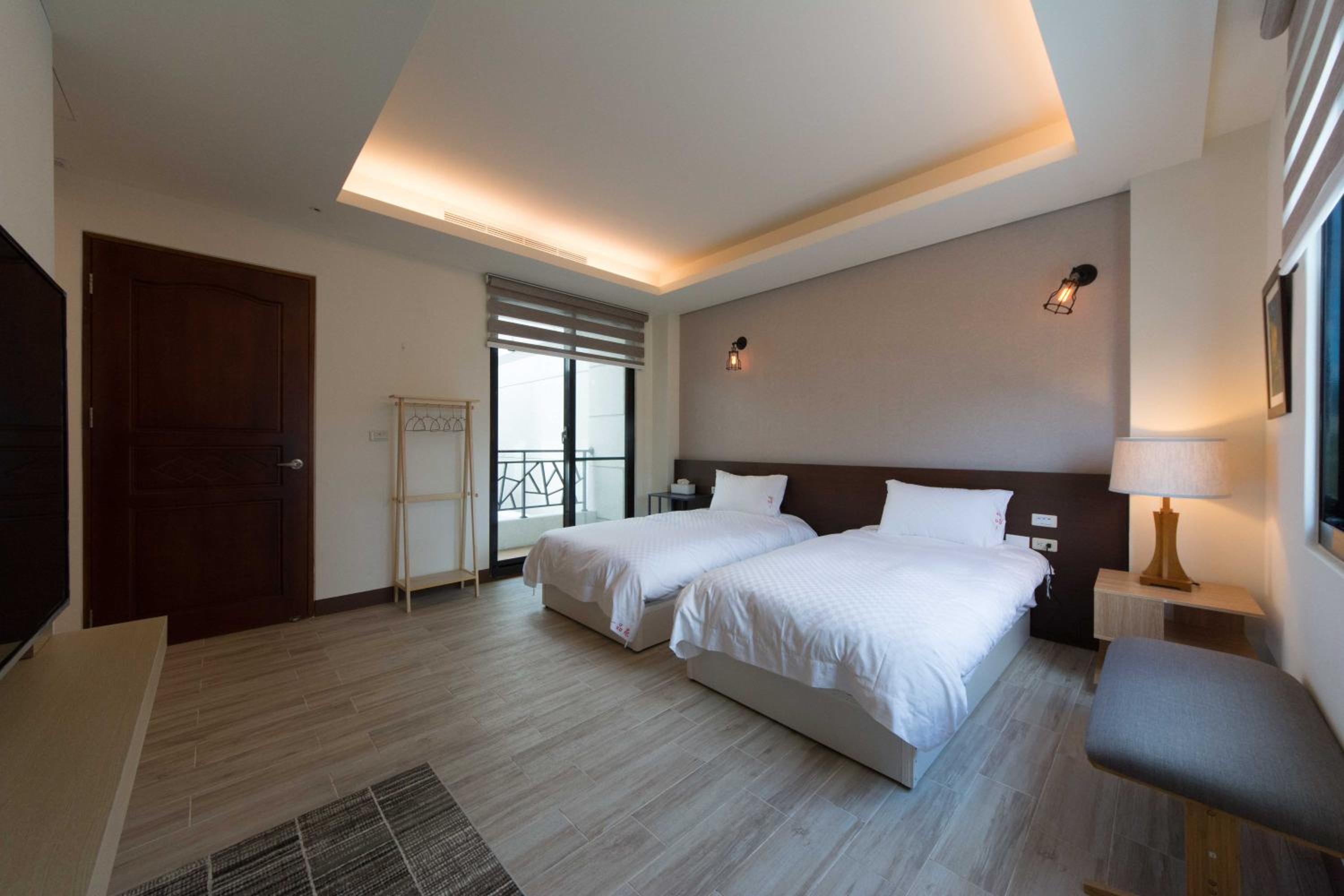Small Double or Twin Room photo 1