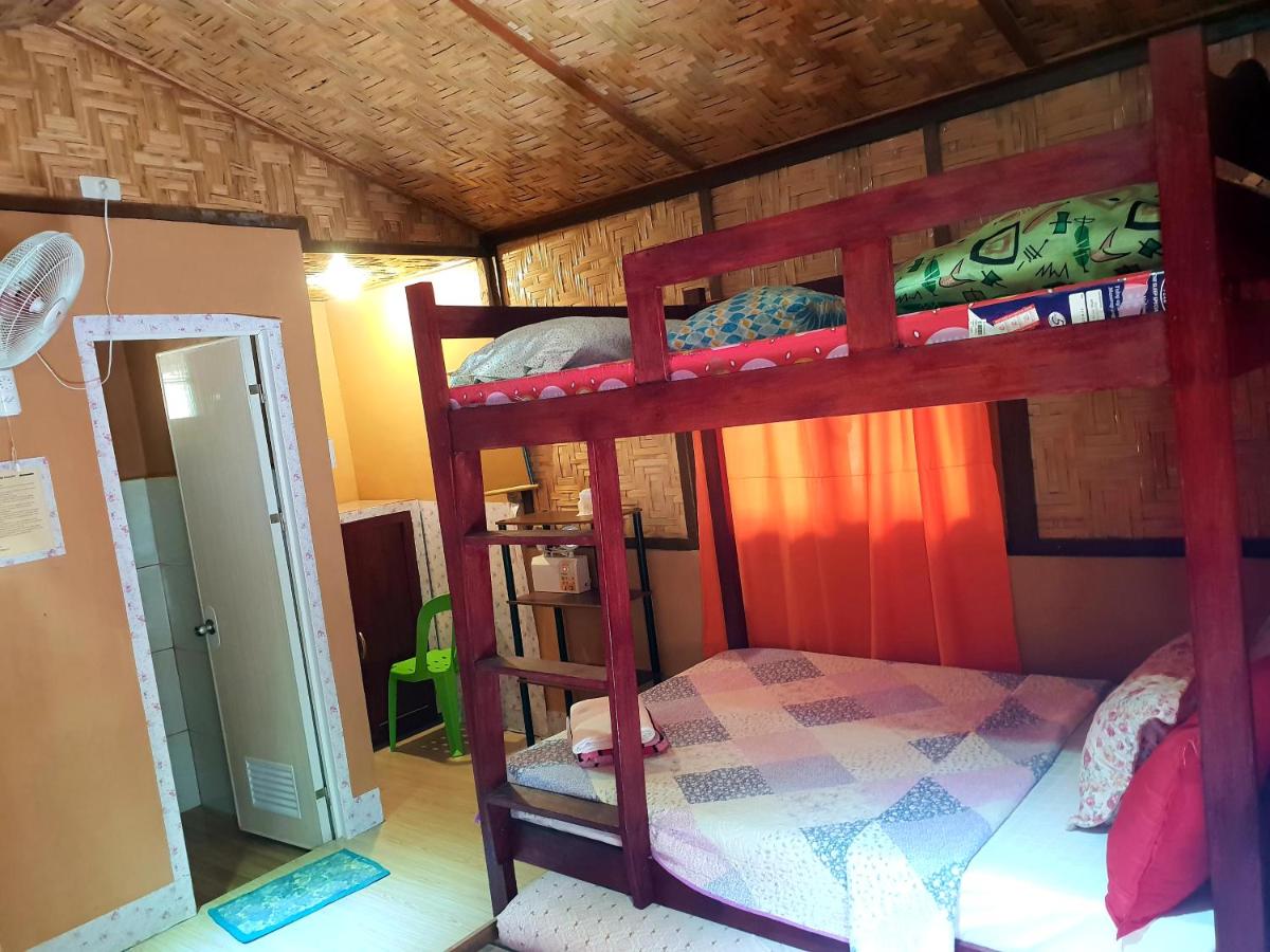 Quadruple Room - Photo 2