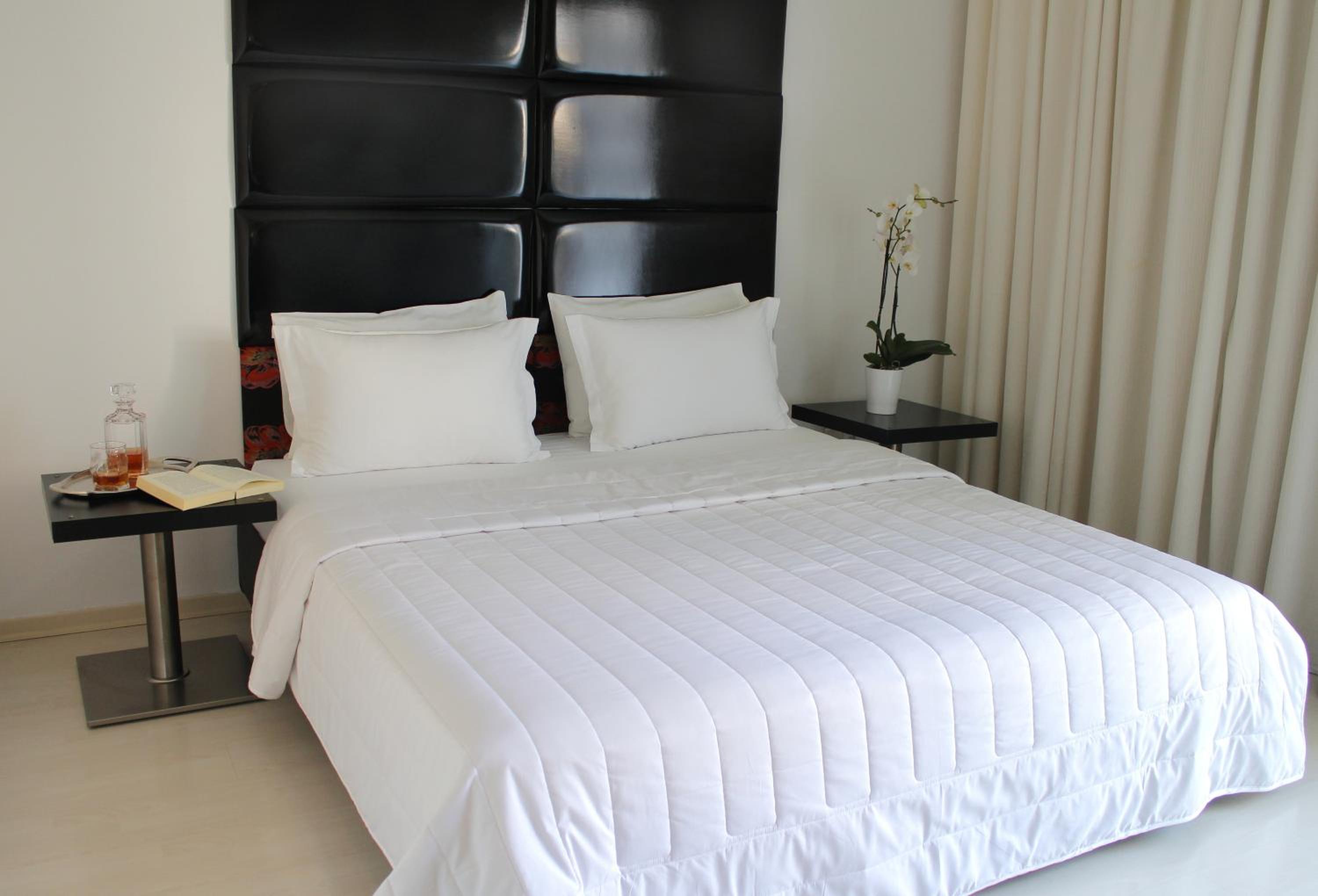 Standard Double Room - Photo 3