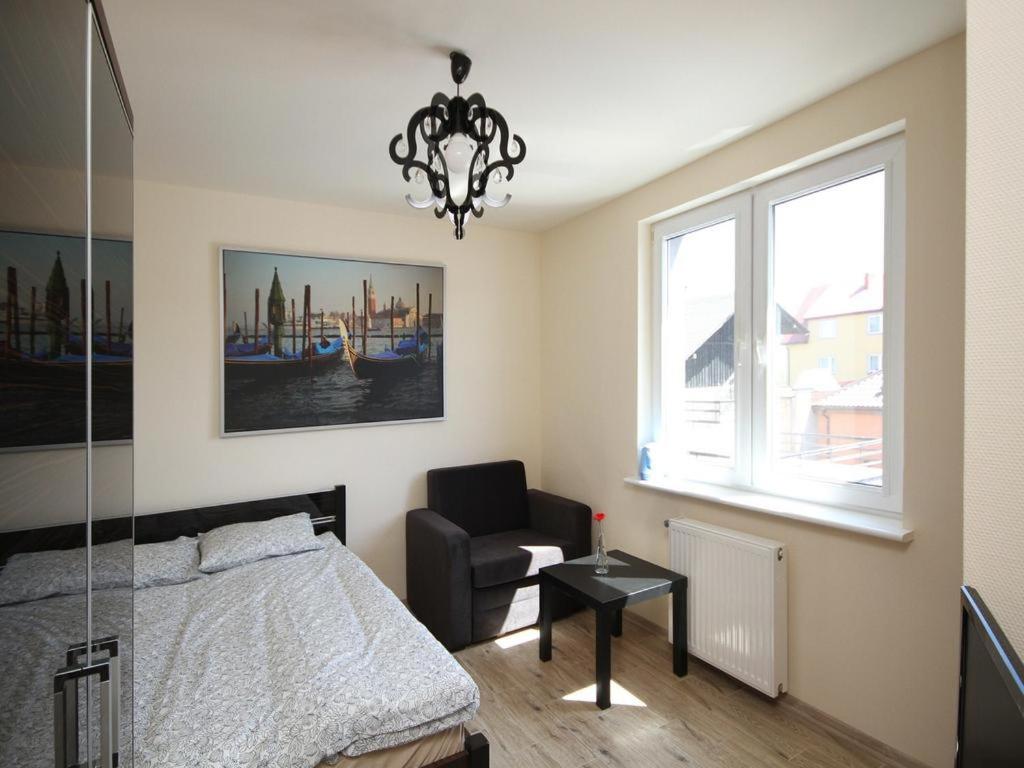 Family Room with Air Conditioning (2 Adults +1 Child)  photo 1