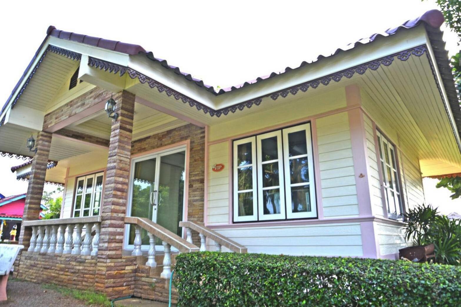 Two-Bedroom Bungalow photo 2