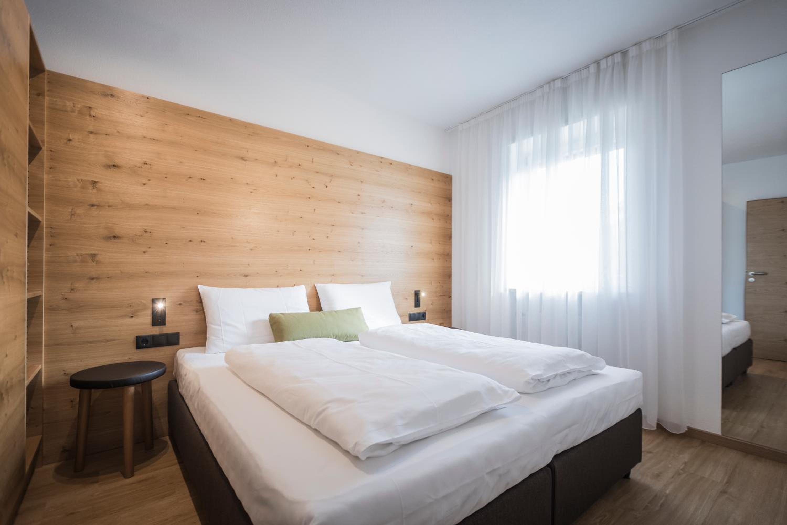 One-Bedroom Apartment with Terrace