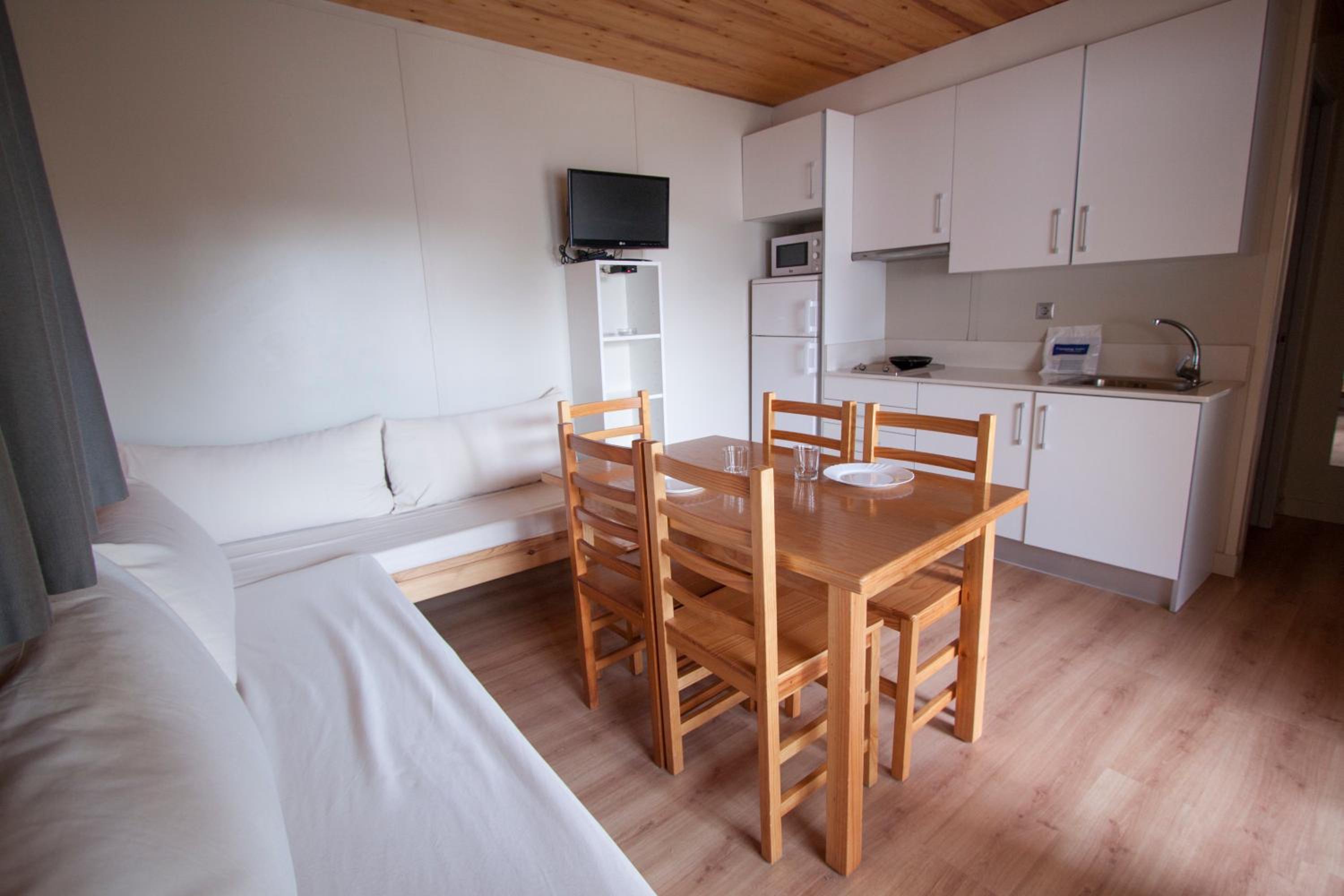 Two-Bedroom Bungalow photo 2