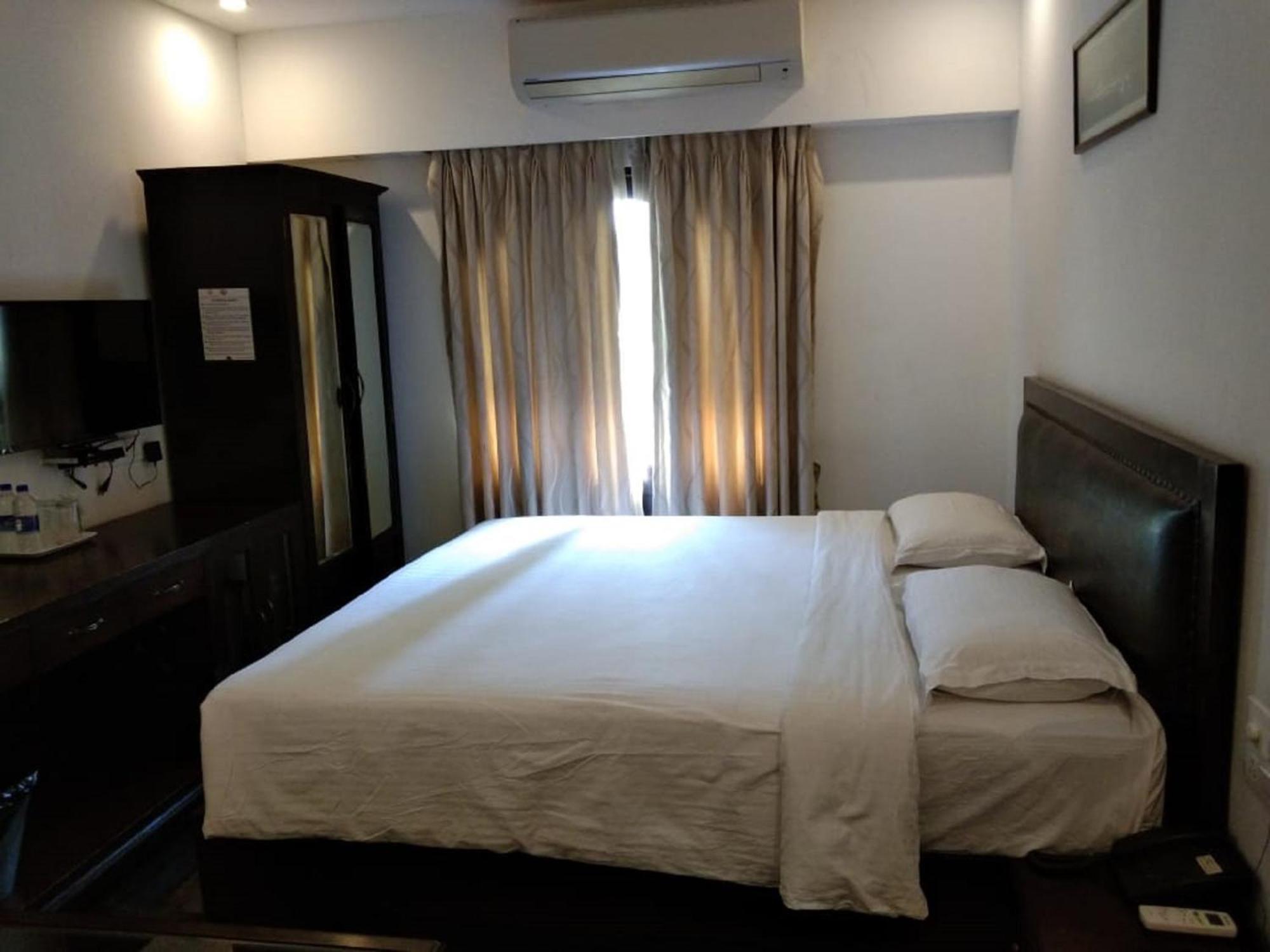 Super Deluxe Double Room