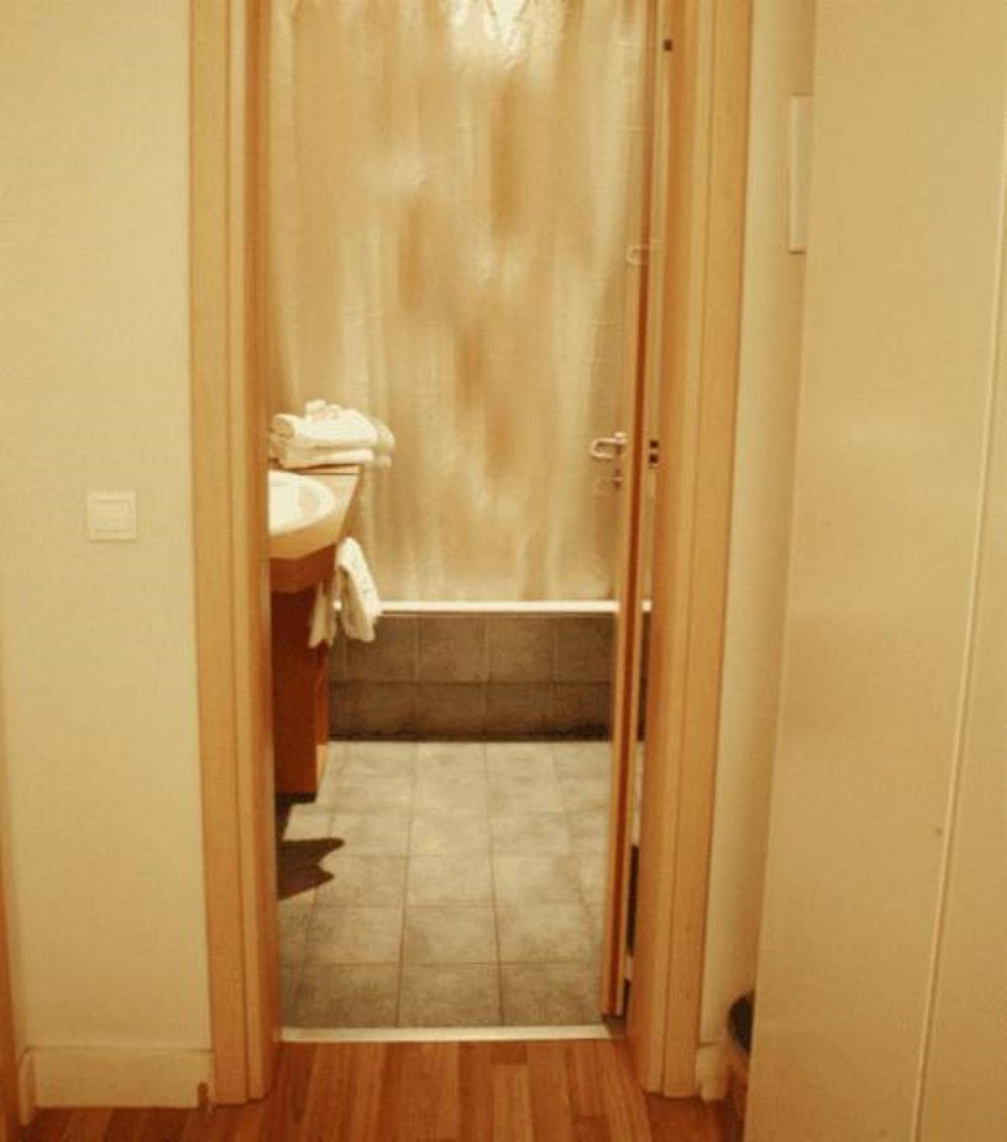 Double or Twin Room photo 3