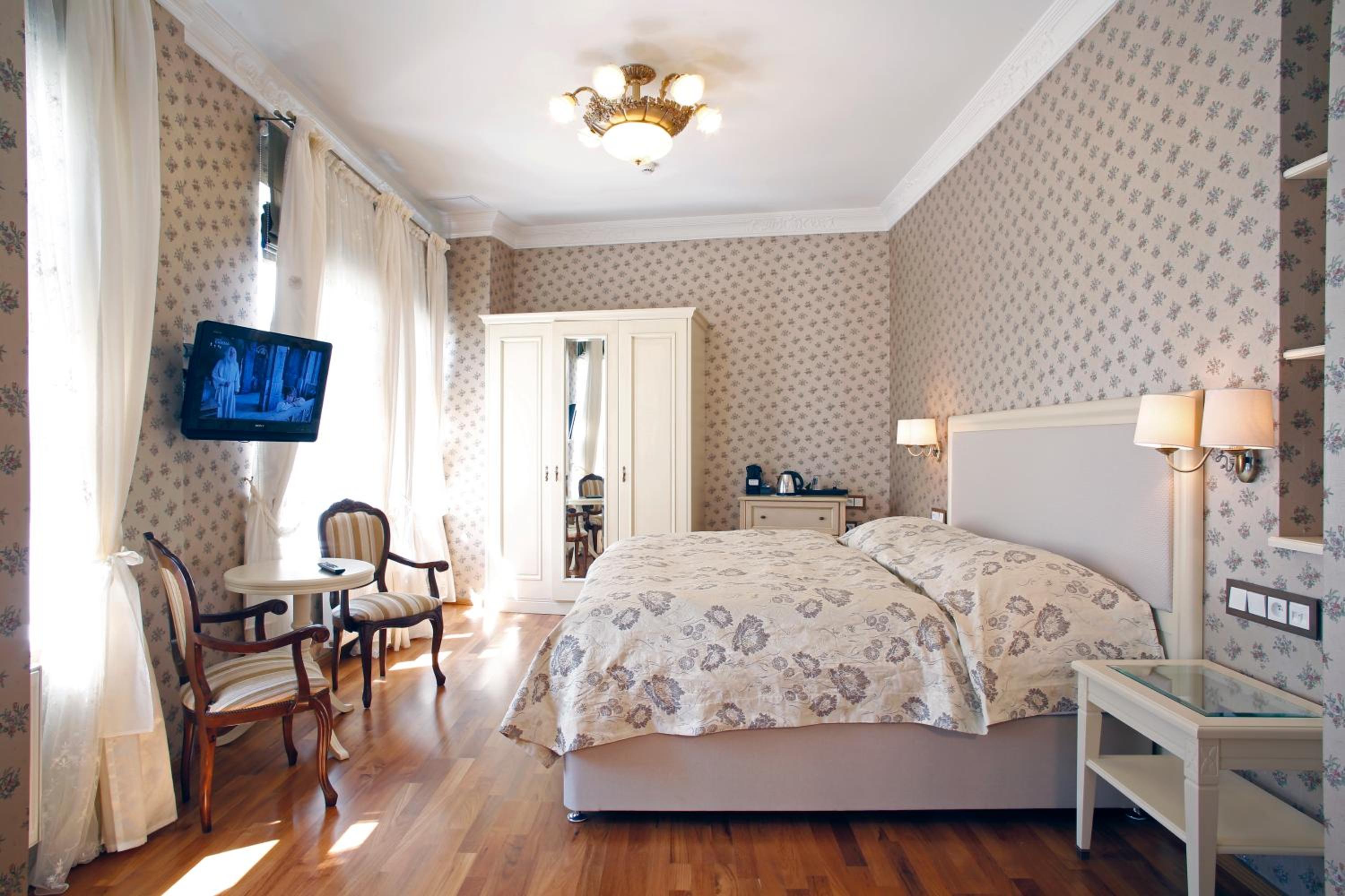 Comfort Double Room or Twin Room with Wellness and Swimming Pool Access - Photo 6
