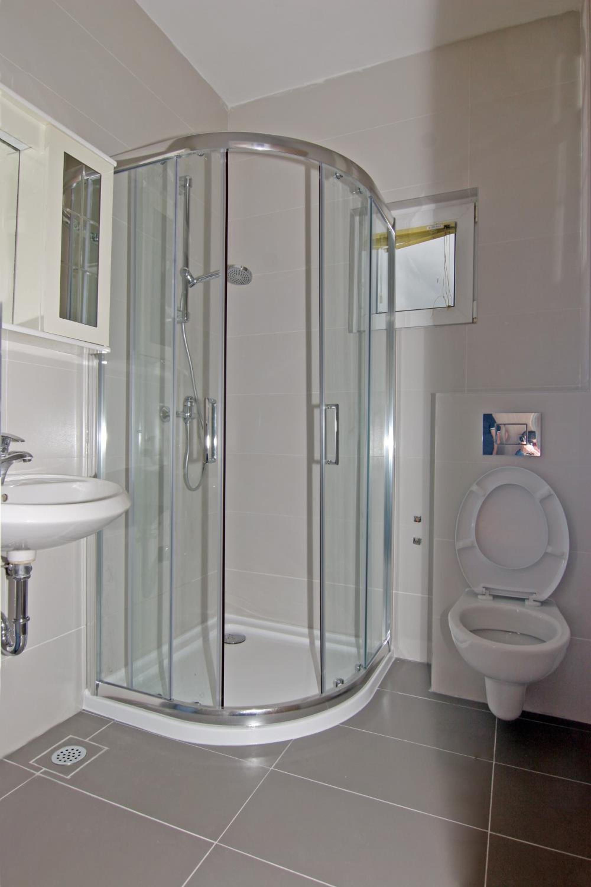 Triple Room with Balcony - Photo 4