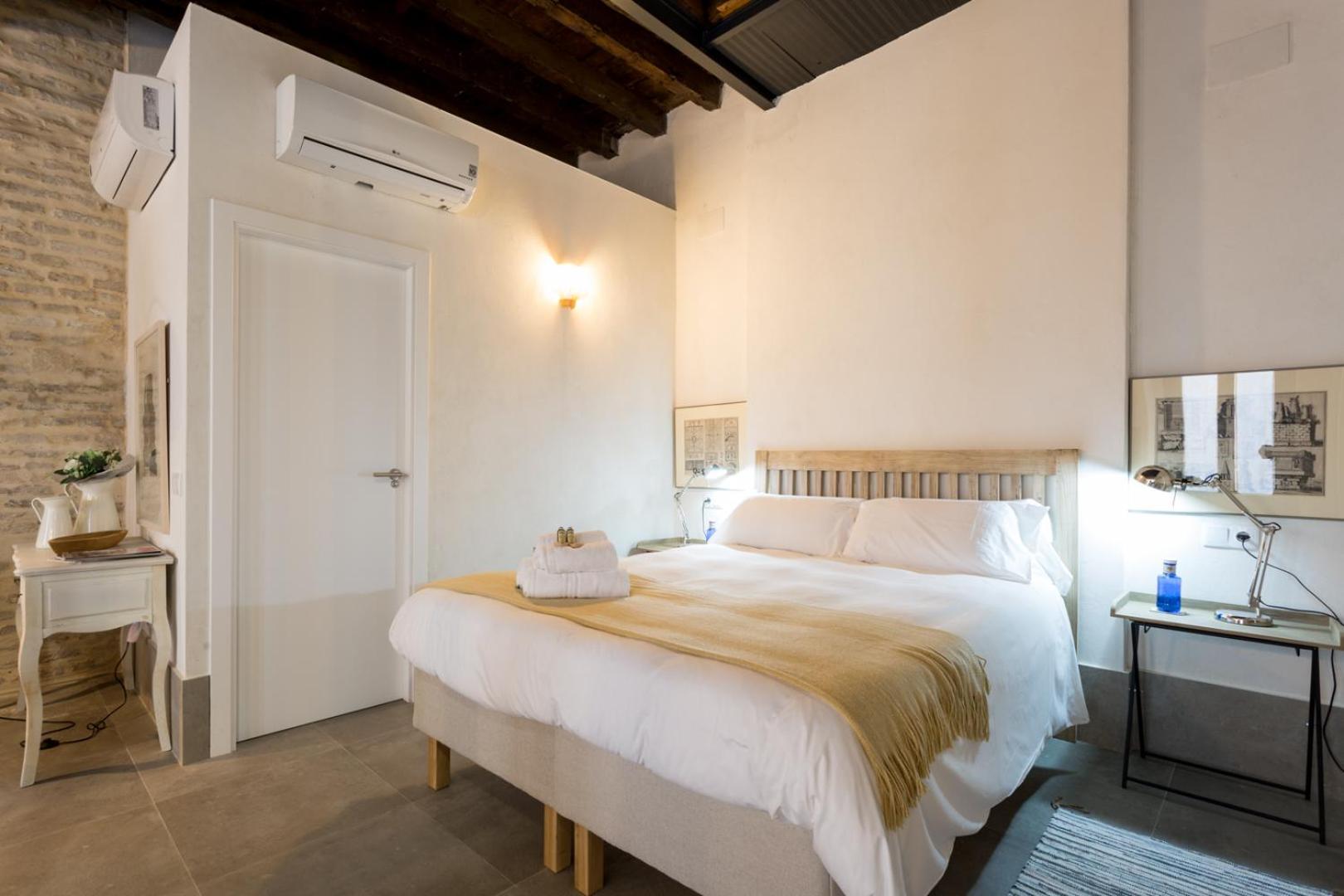 Studio Apartment - second floor - Photo 37