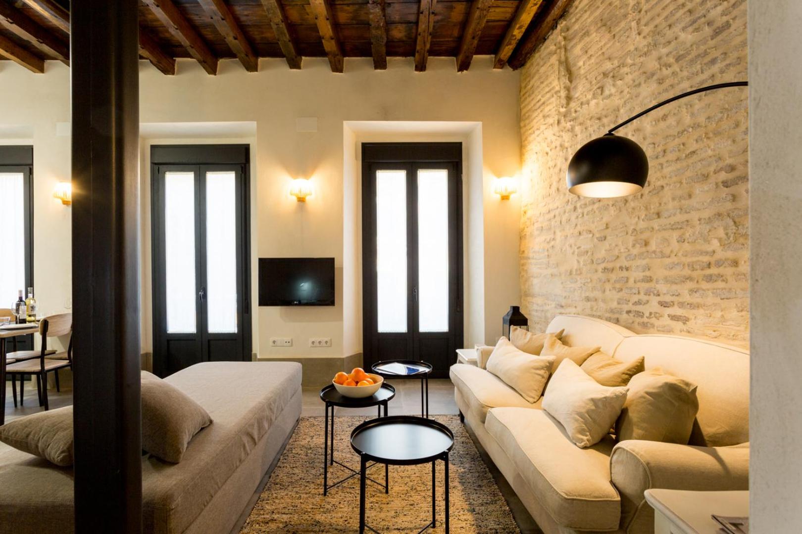 Studio Apartment - second floor - Photo 6
