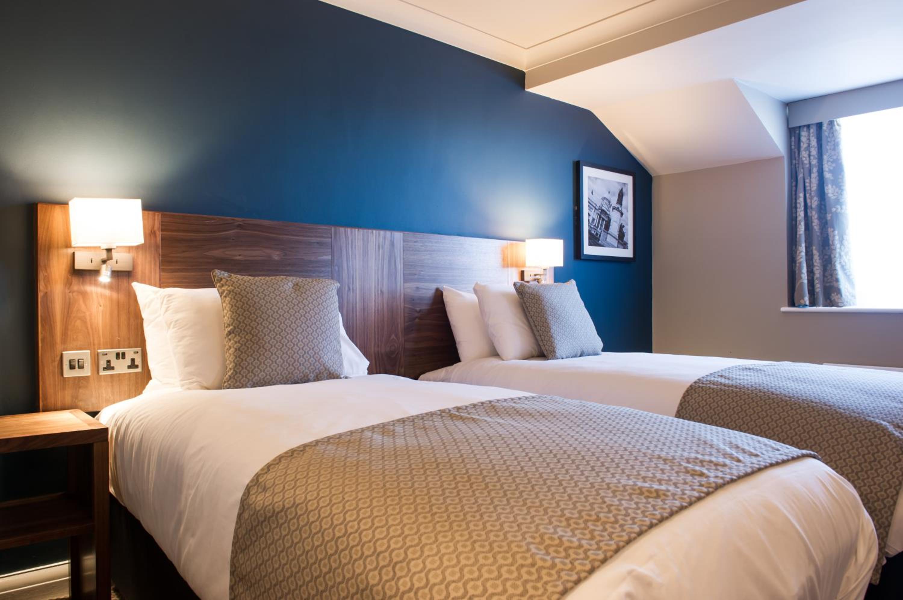 Standard Twin Room photo 3