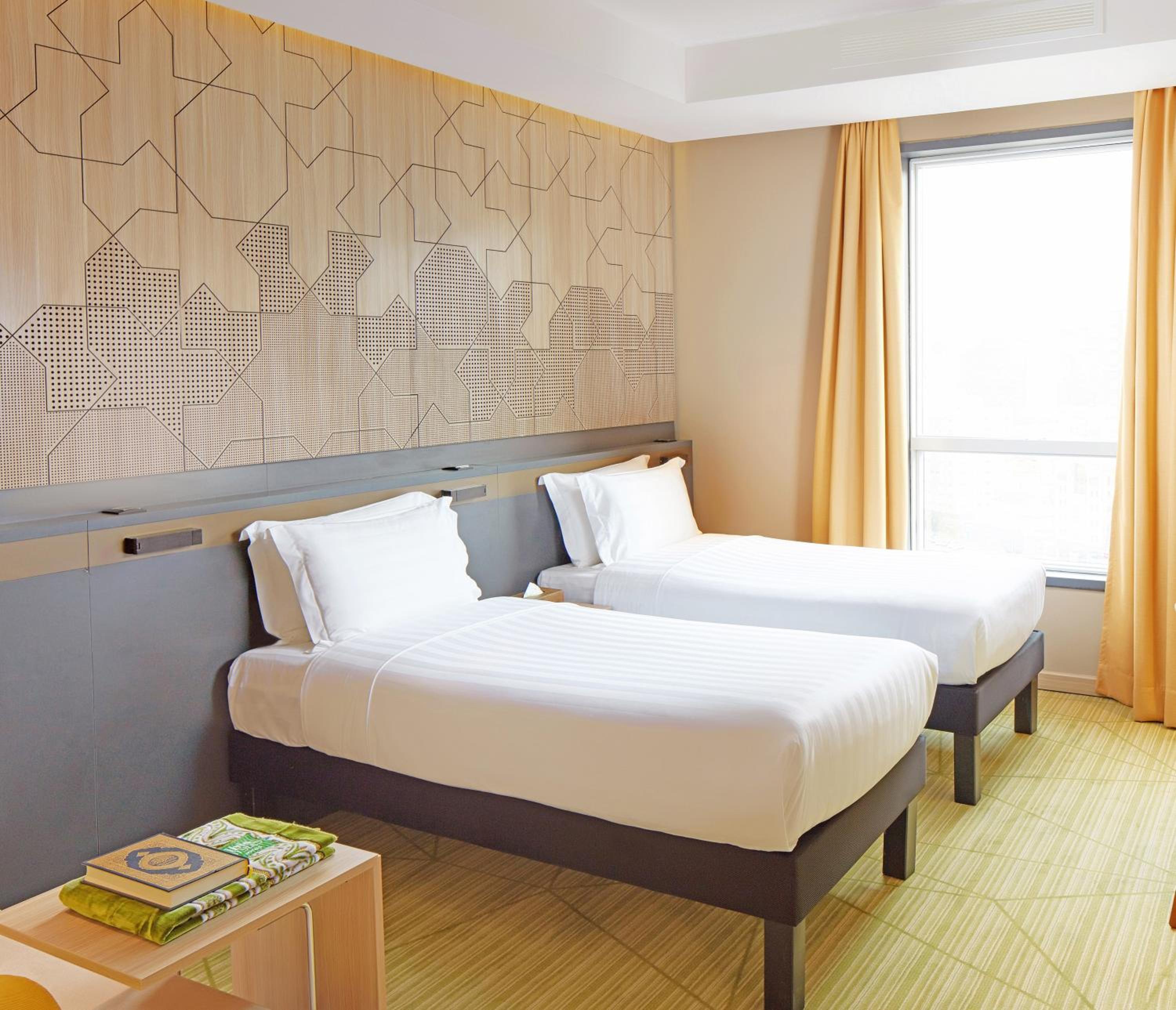 Standard Twin Room - Photo 5
