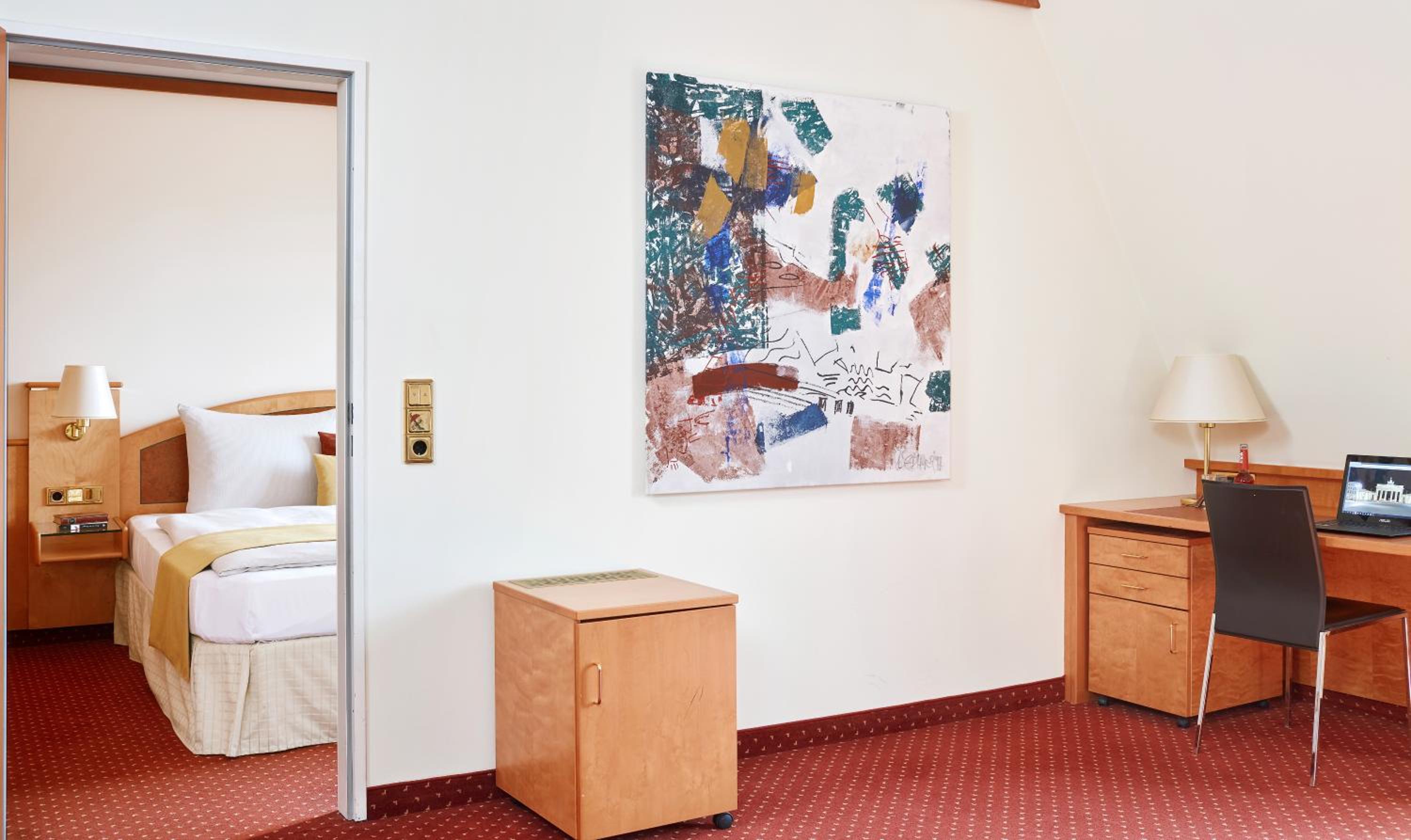 Superior Apartment photo 2