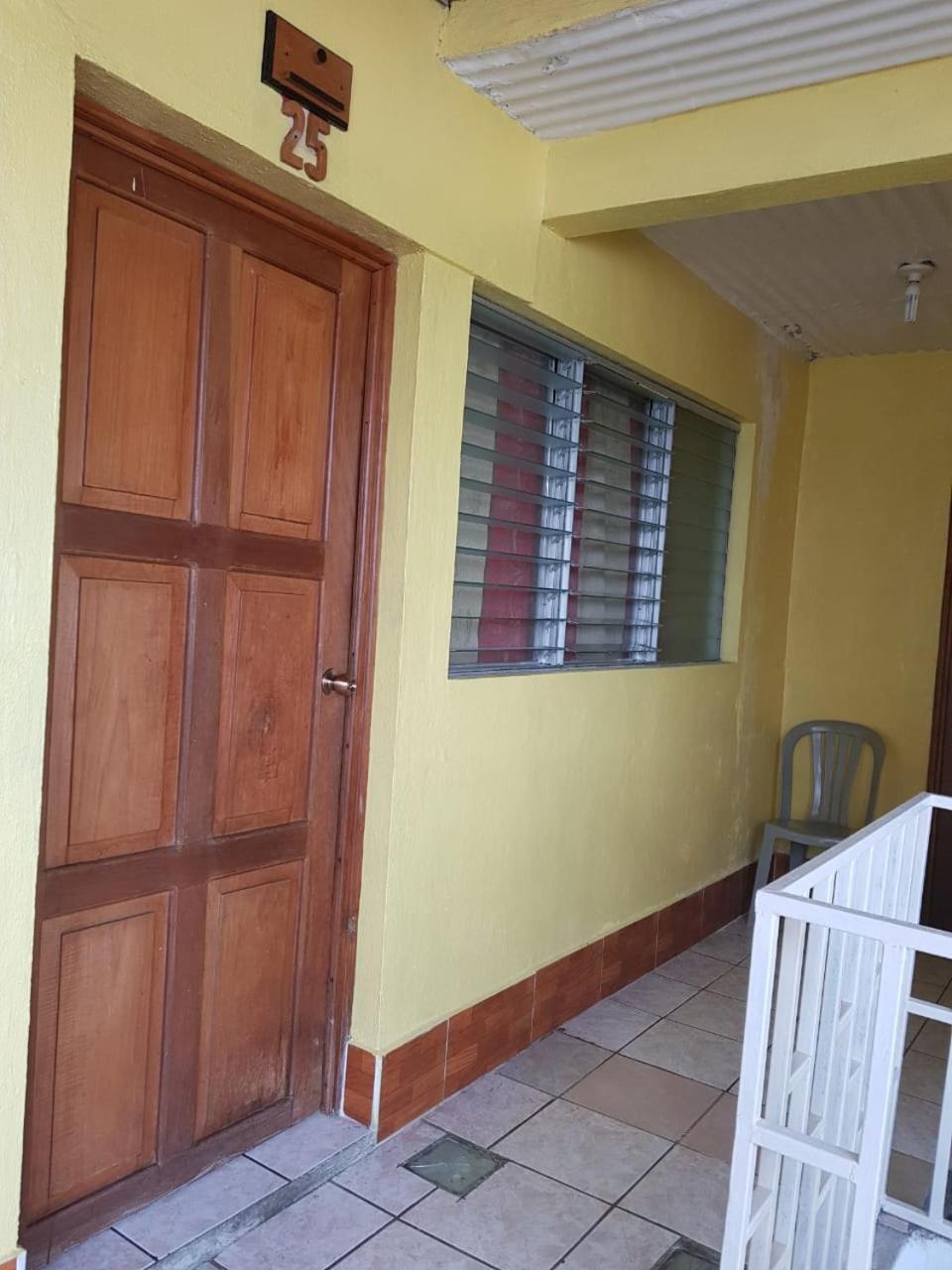 Twin Room with Fan photo 3