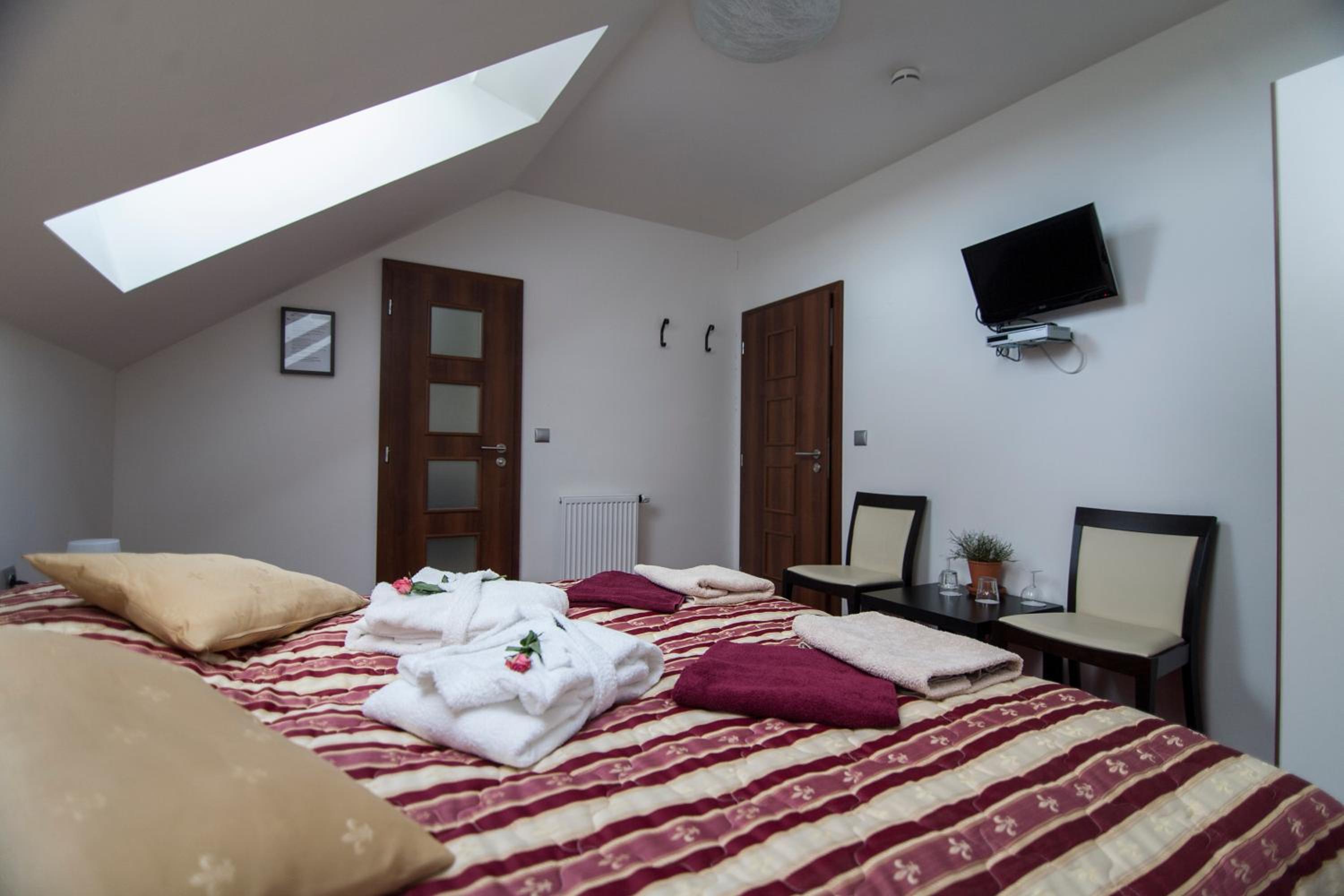 Superior Double or Twin Room - Photo 2