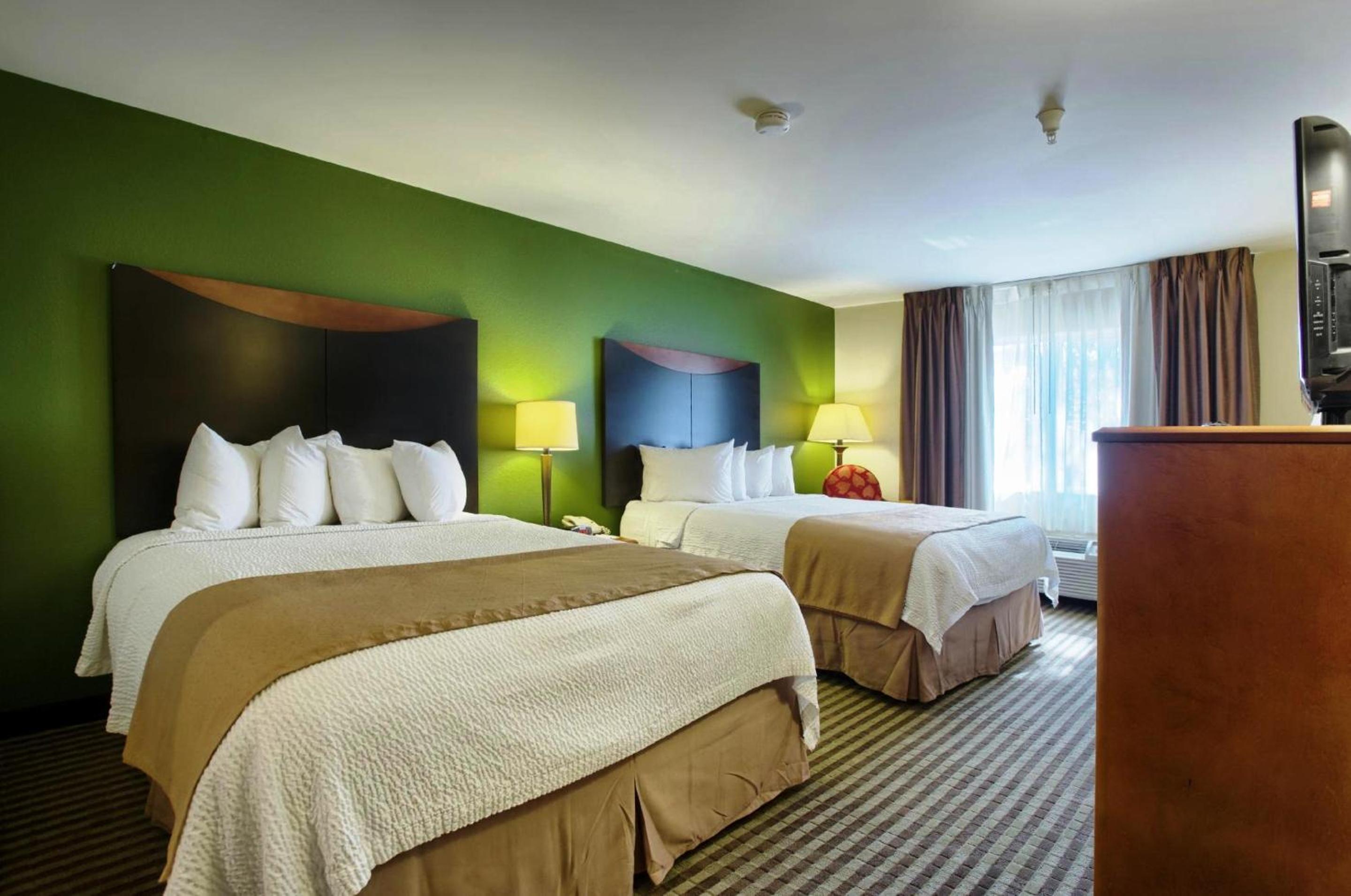Double Room with Two Double Beds - Photo 1