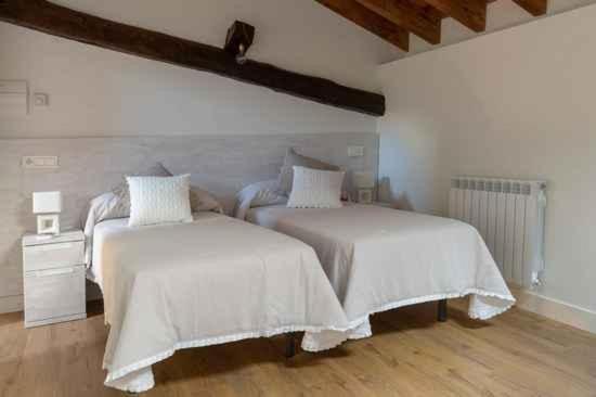 Basic Quadruple Room - Photo 2