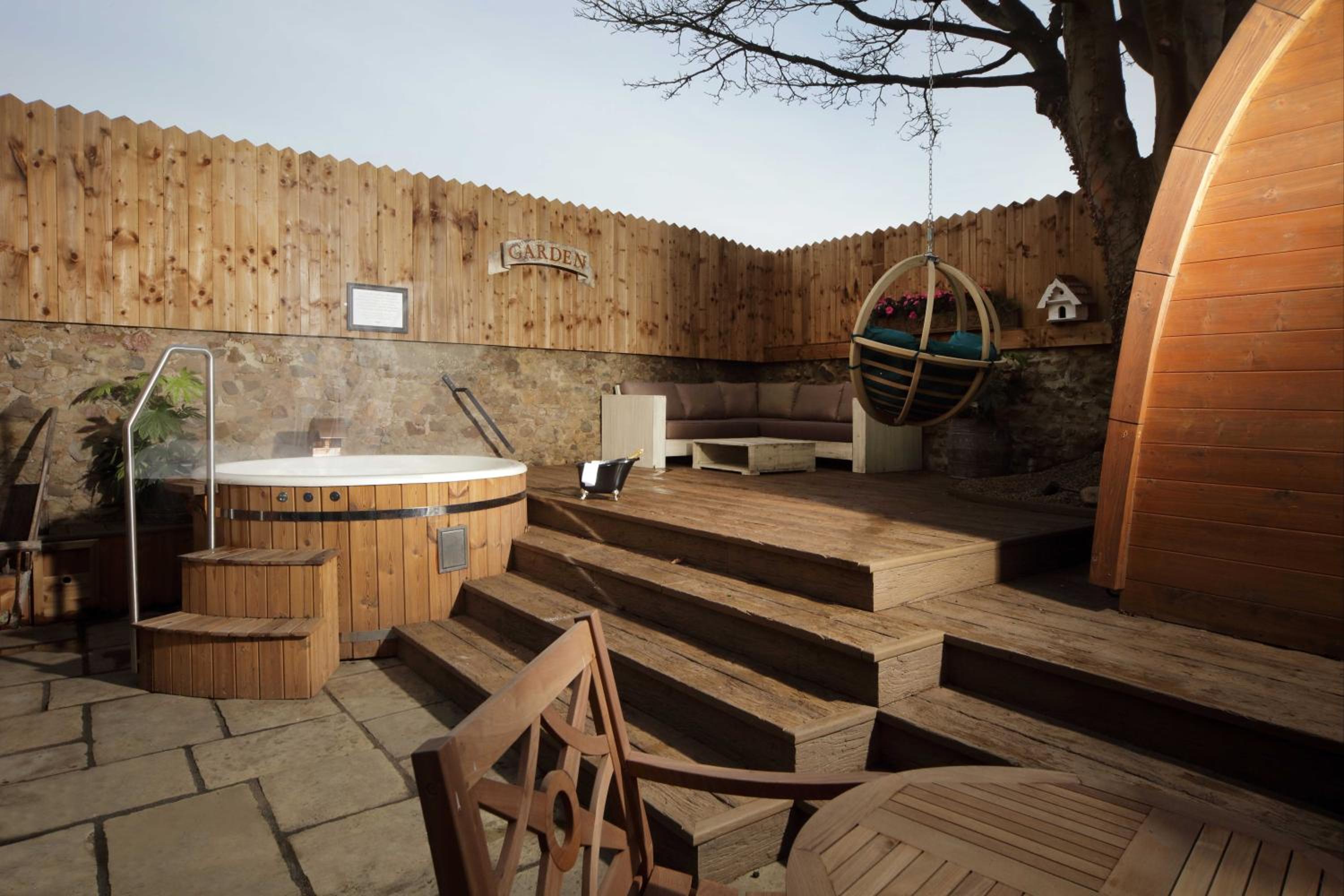 King Room with Spa Bath photo 2