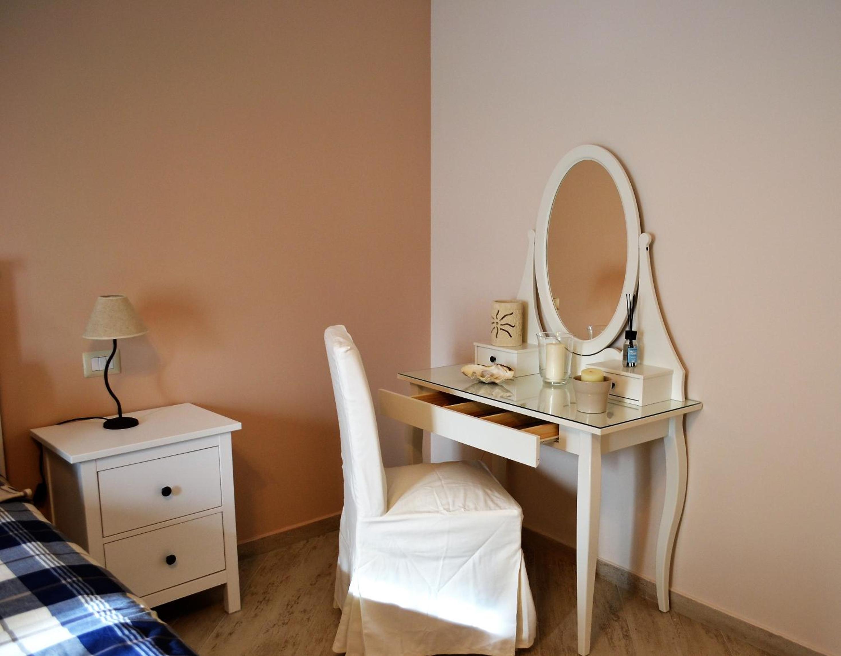 Quadruple Room with Private Bathroom photo 1