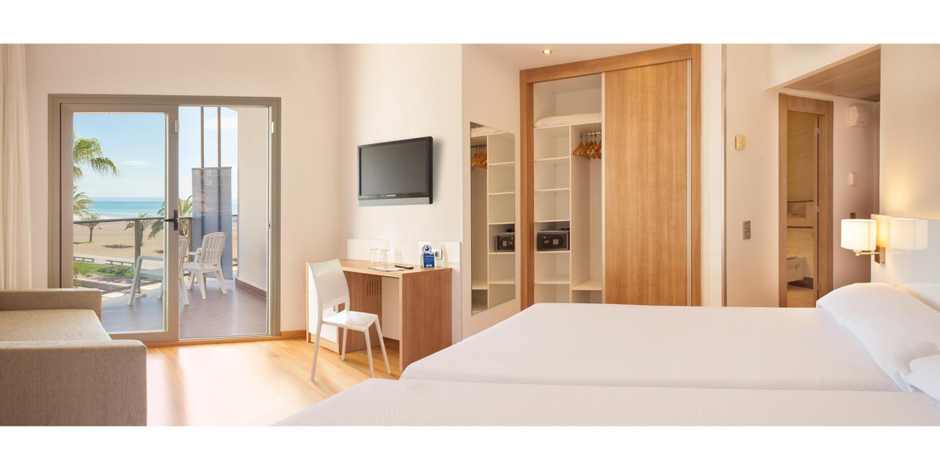 Twin Room with Partial Sea View and Terrace