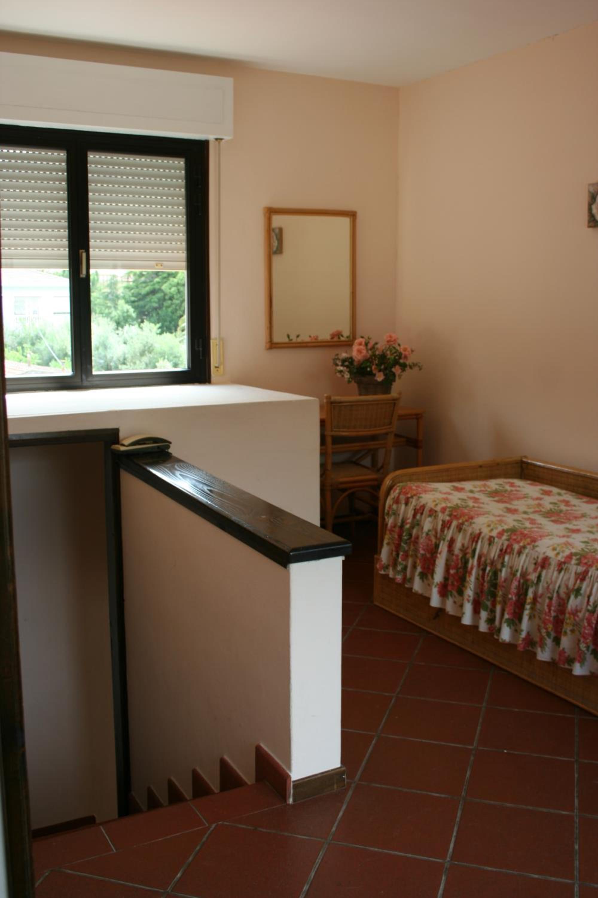 Suite (4 Adults) photo 2