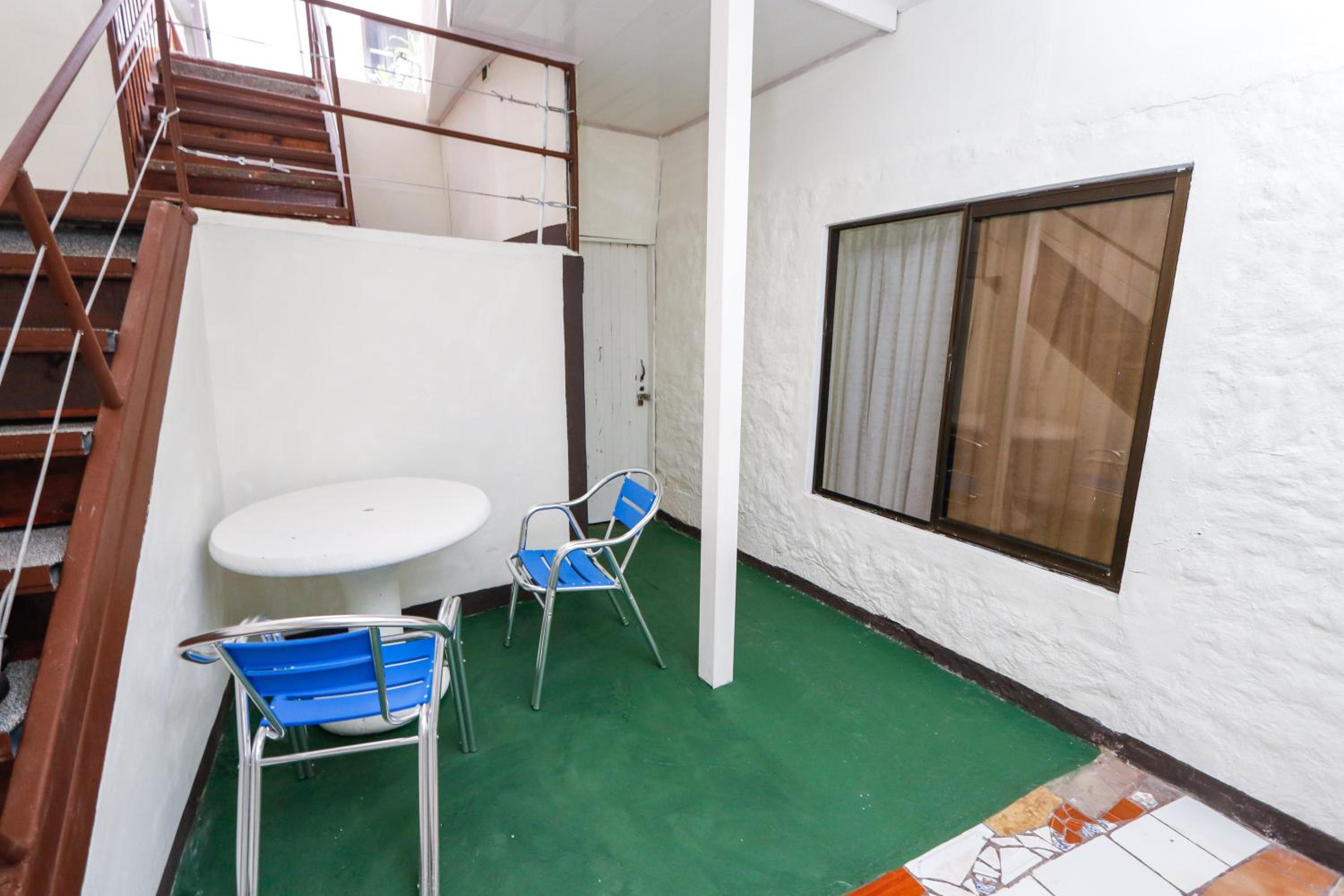 Apartment - Ground Floor photo 2