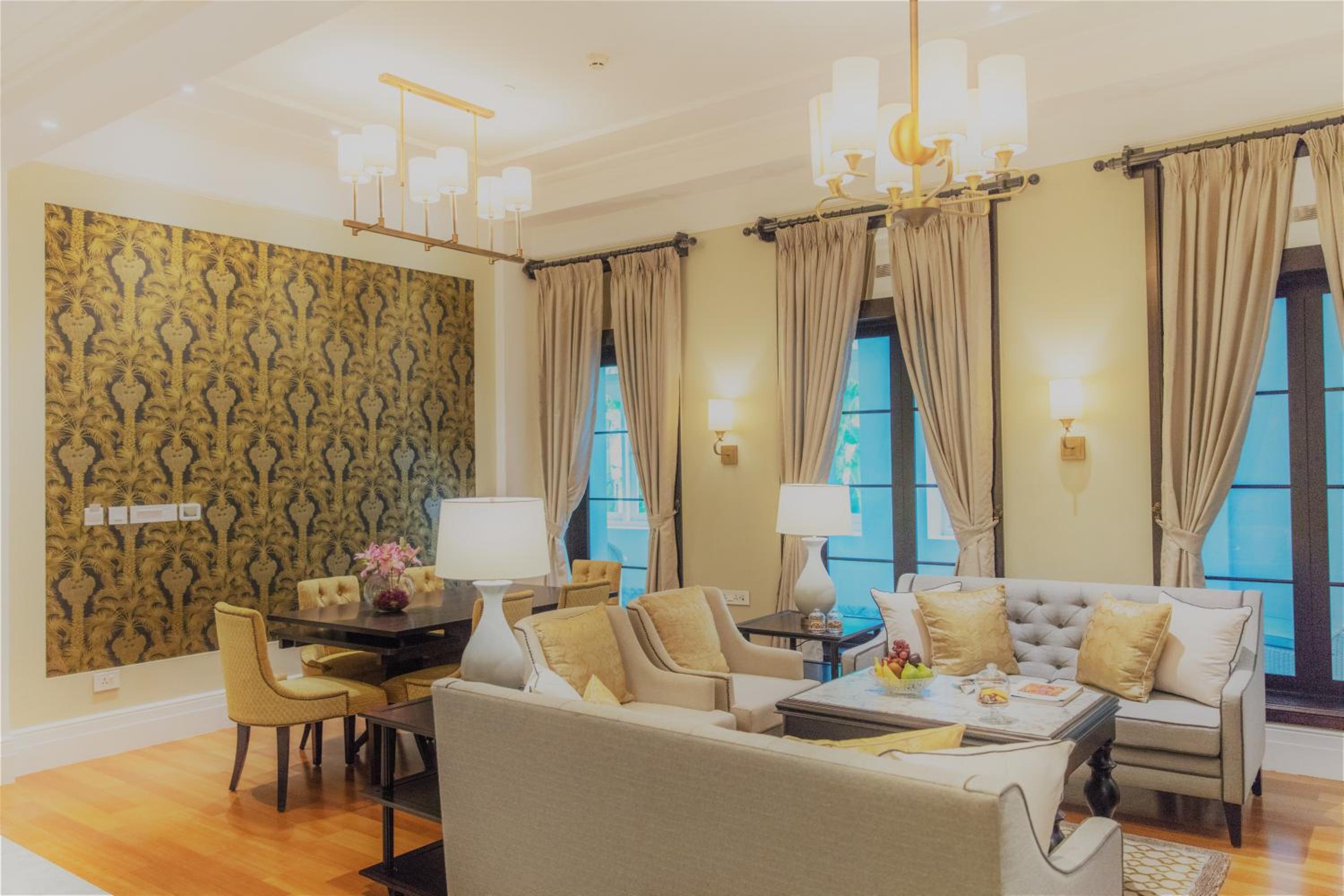 Colonial Suite With Two Way Airport Transfers and More at Taj Connemara, Chennai Colonial Suite With Two Way Airport Transfers and More at Taj Connemara, Chennai