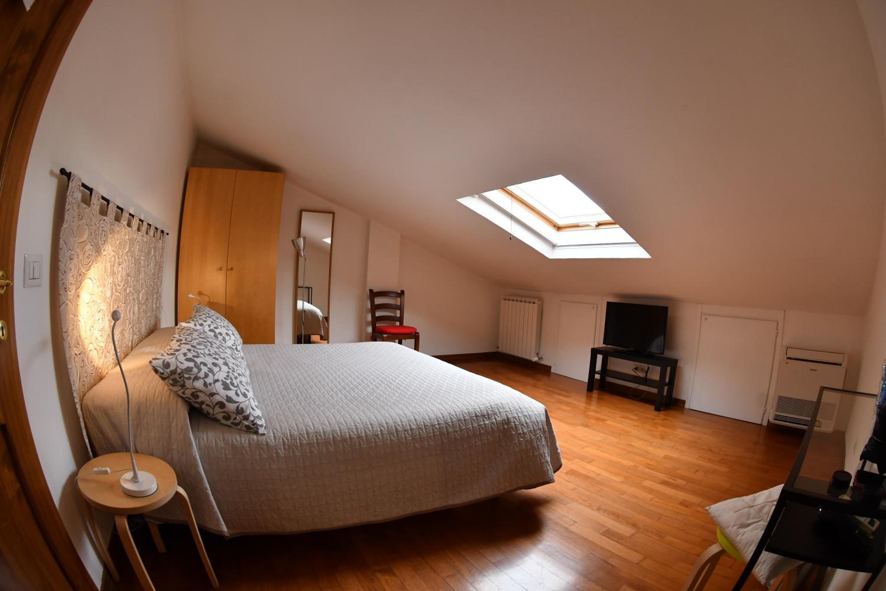 Triple Room with Private Bathroom