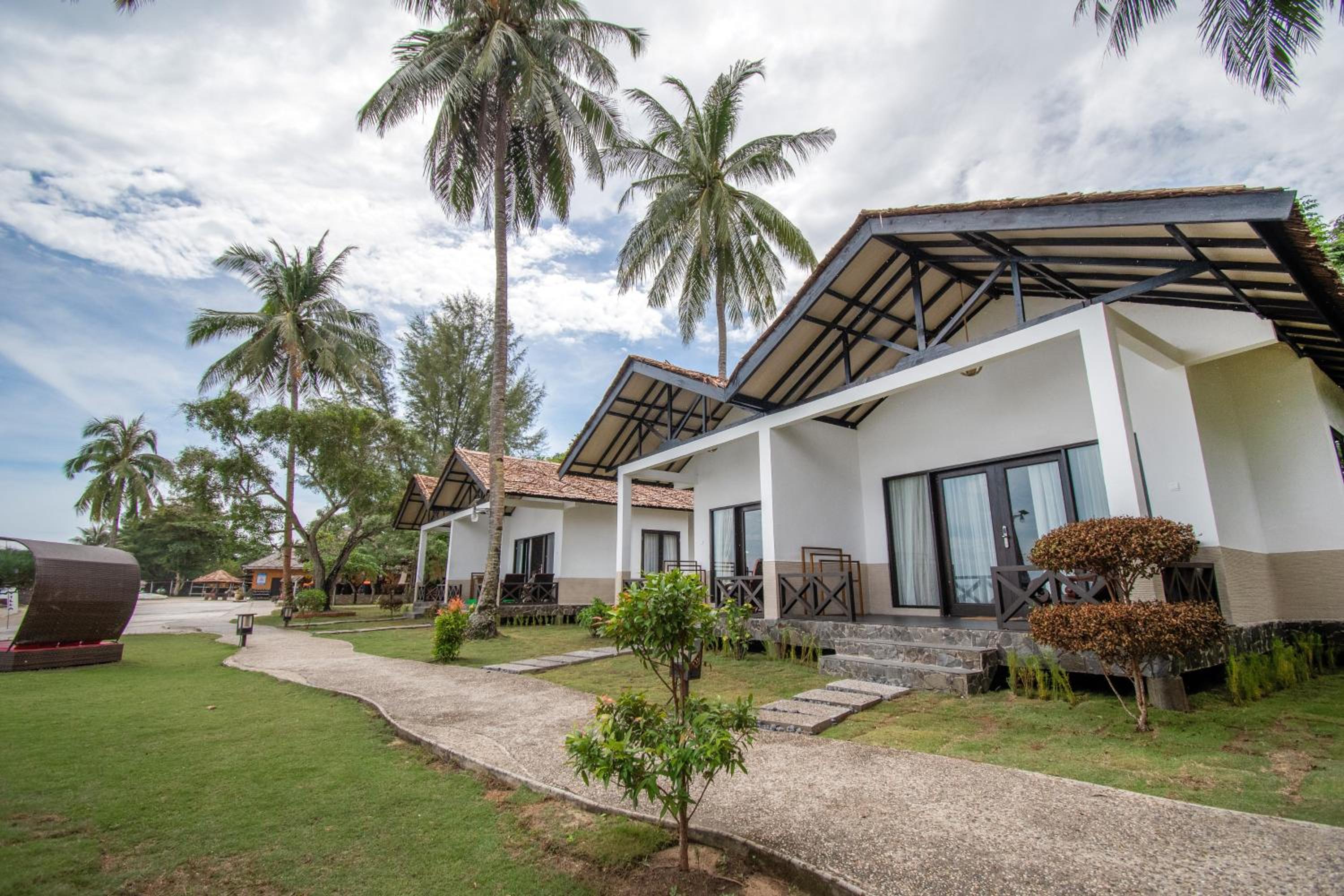Seafront Villa with Partial Sea View photo 2