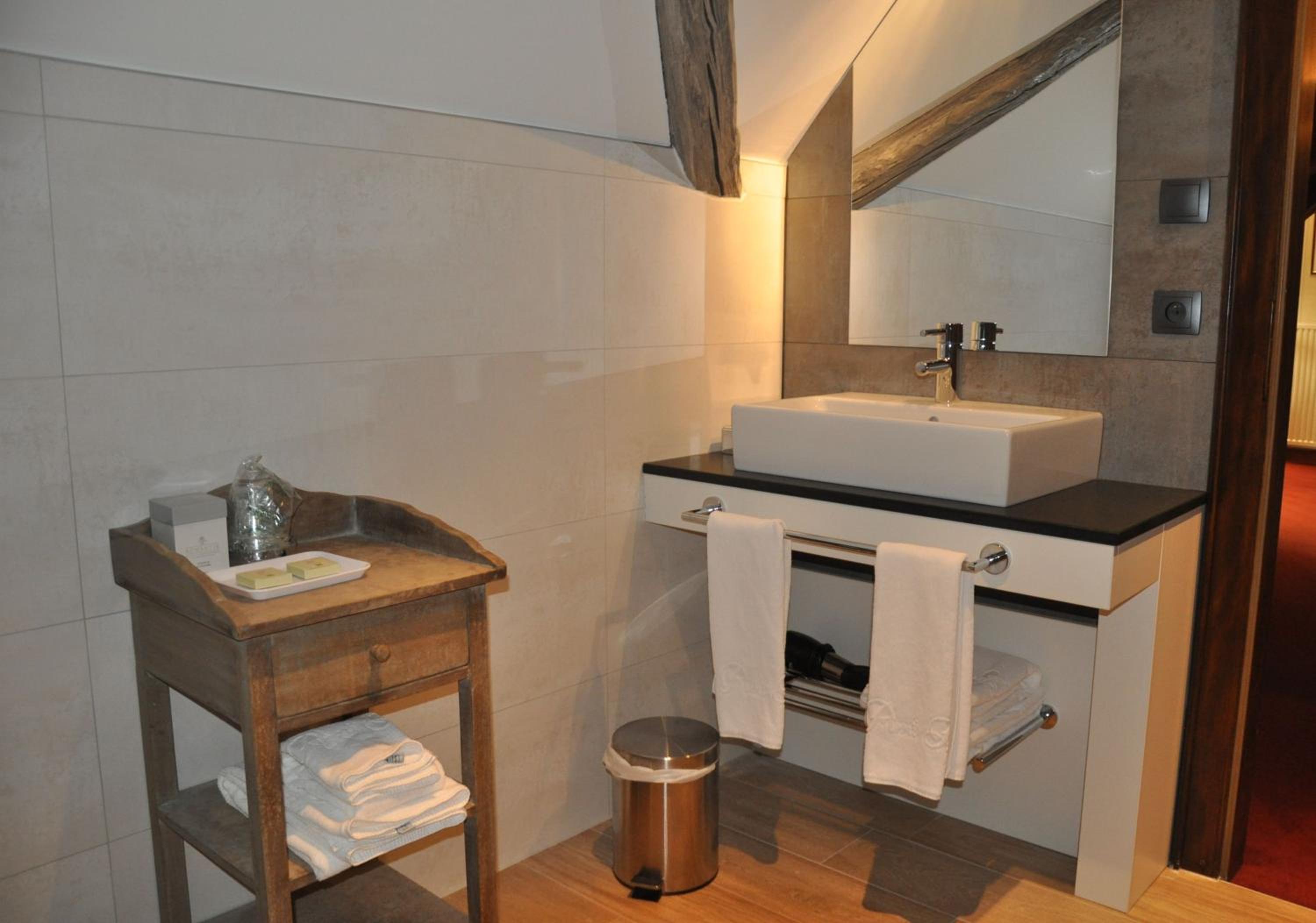 Charm Room - Photo 3