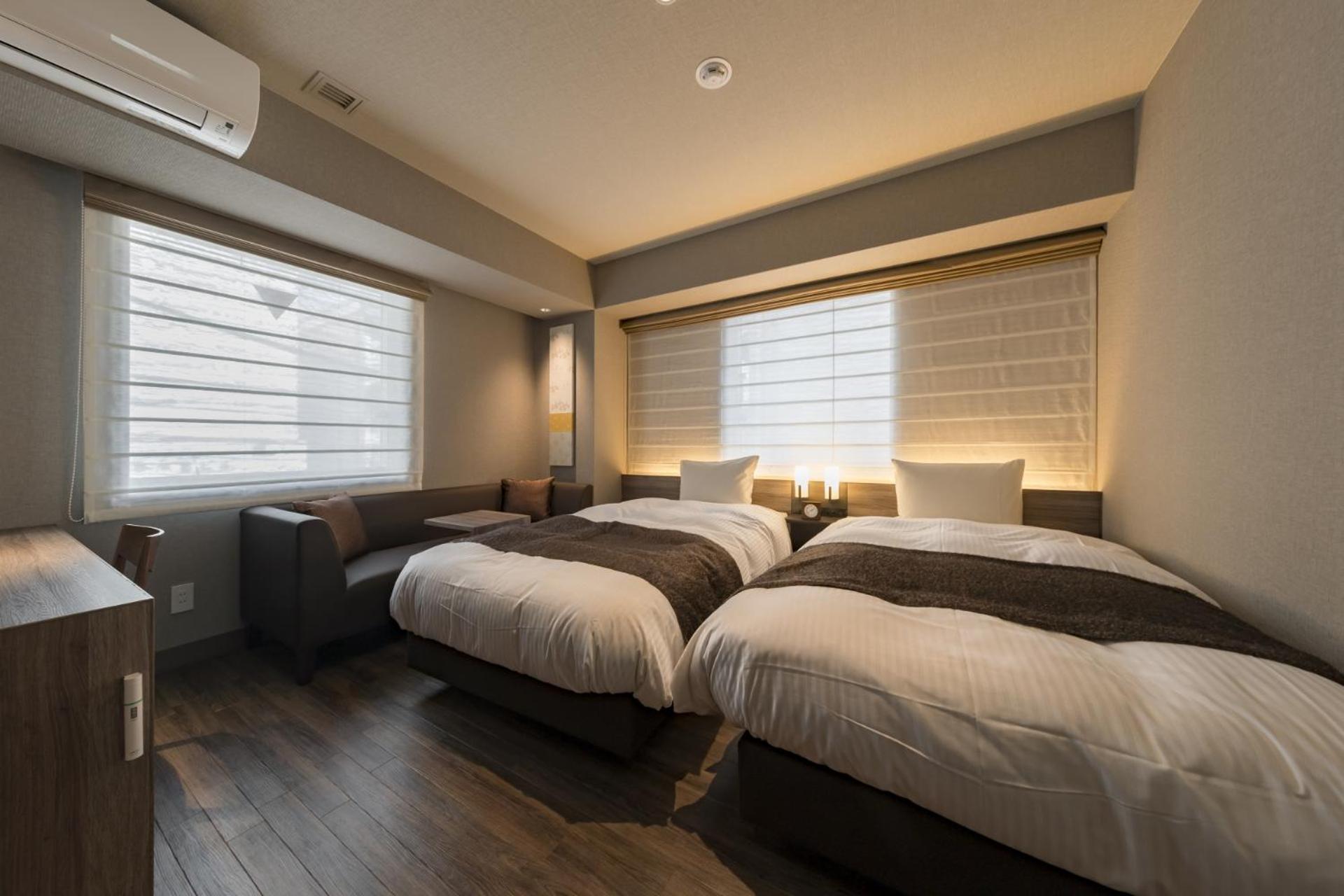Standard Twin Room - Photo 11