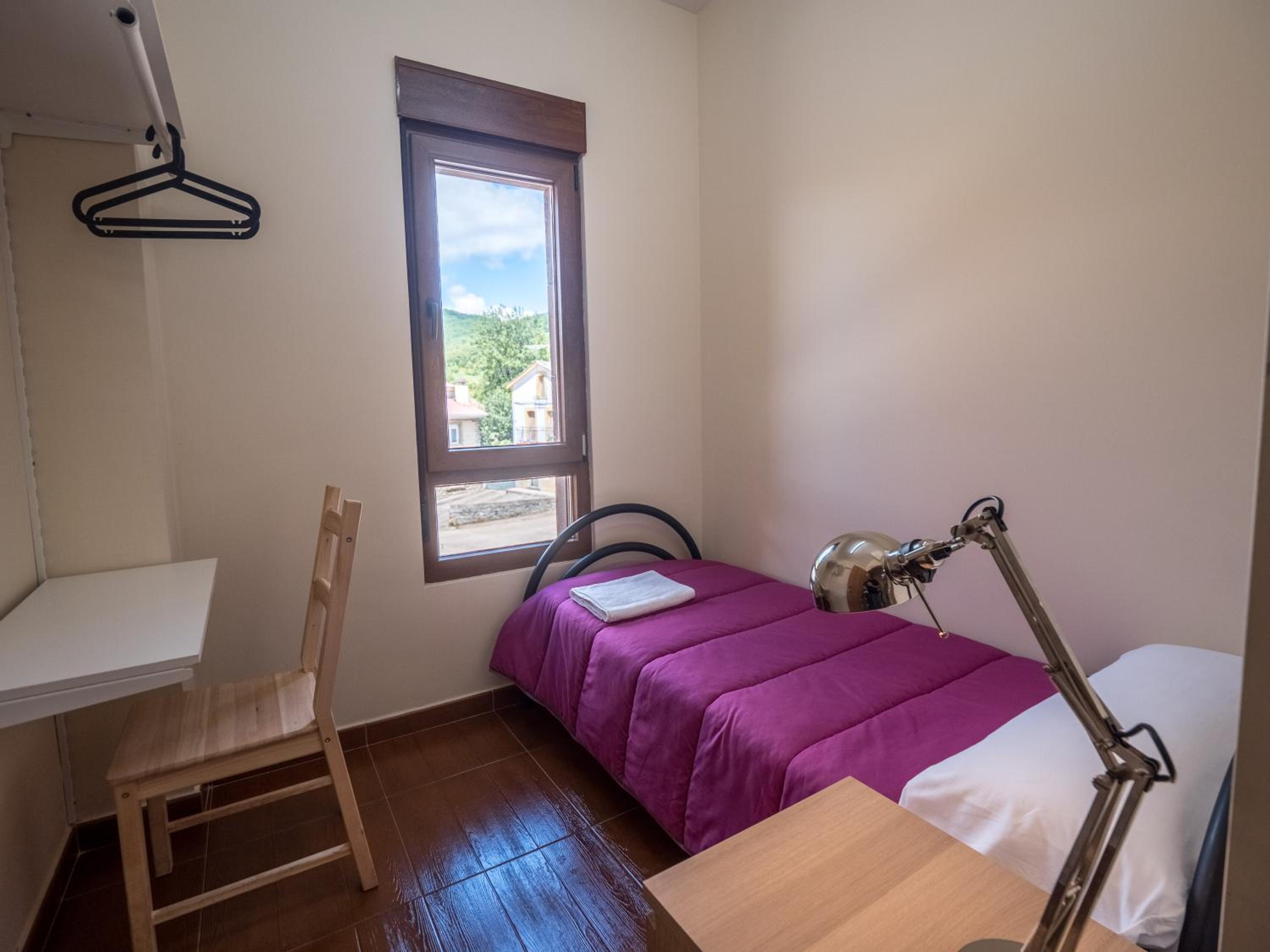 Single Room photo 2