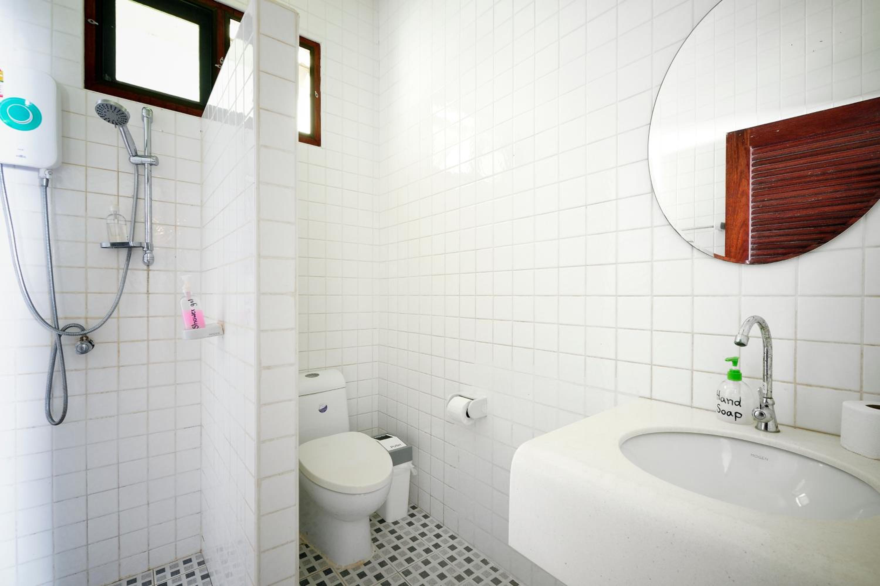 Two-Bedroom House photo 2