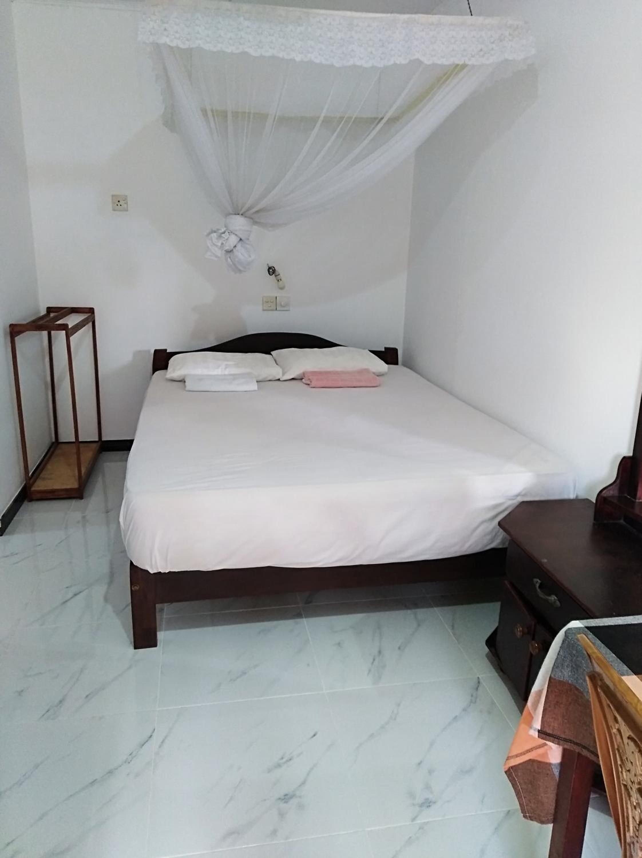 Standard Double Room photo 3