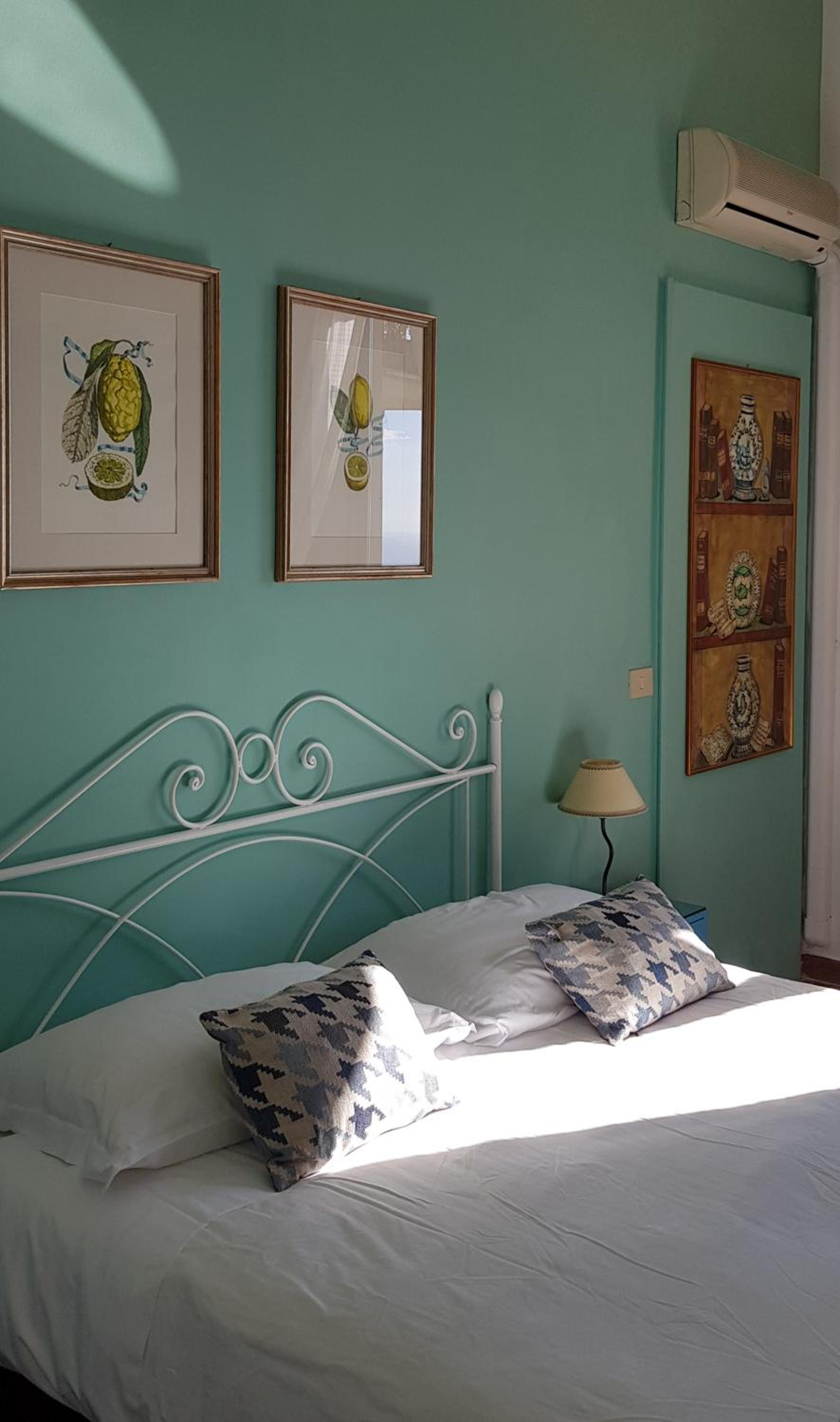 Double Room With Private External Bathroom