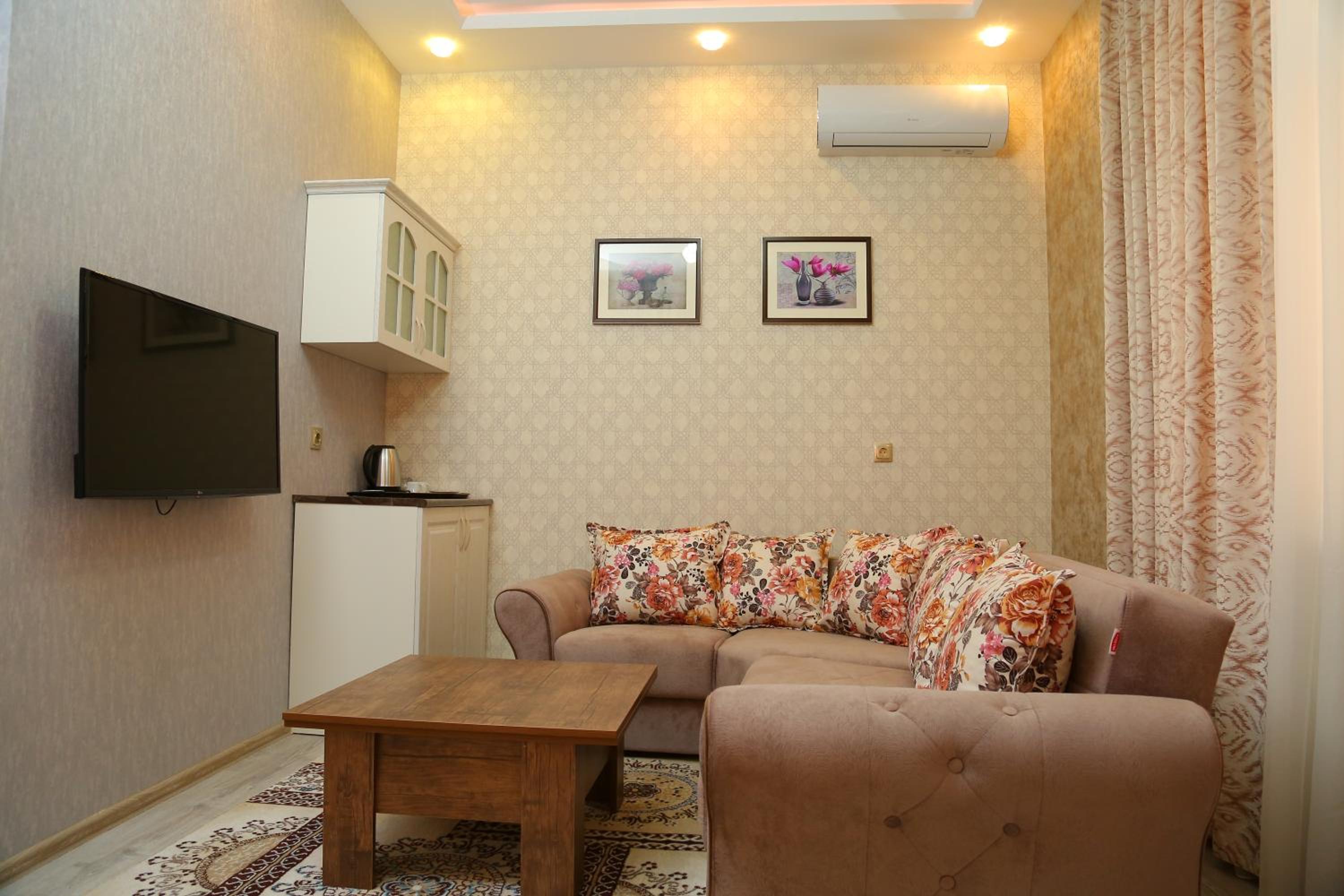 Two-Bedroom House photo 1