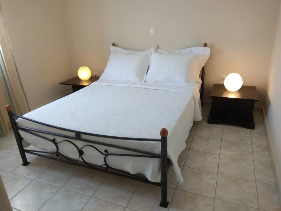 Three-Bedroom House photo 1