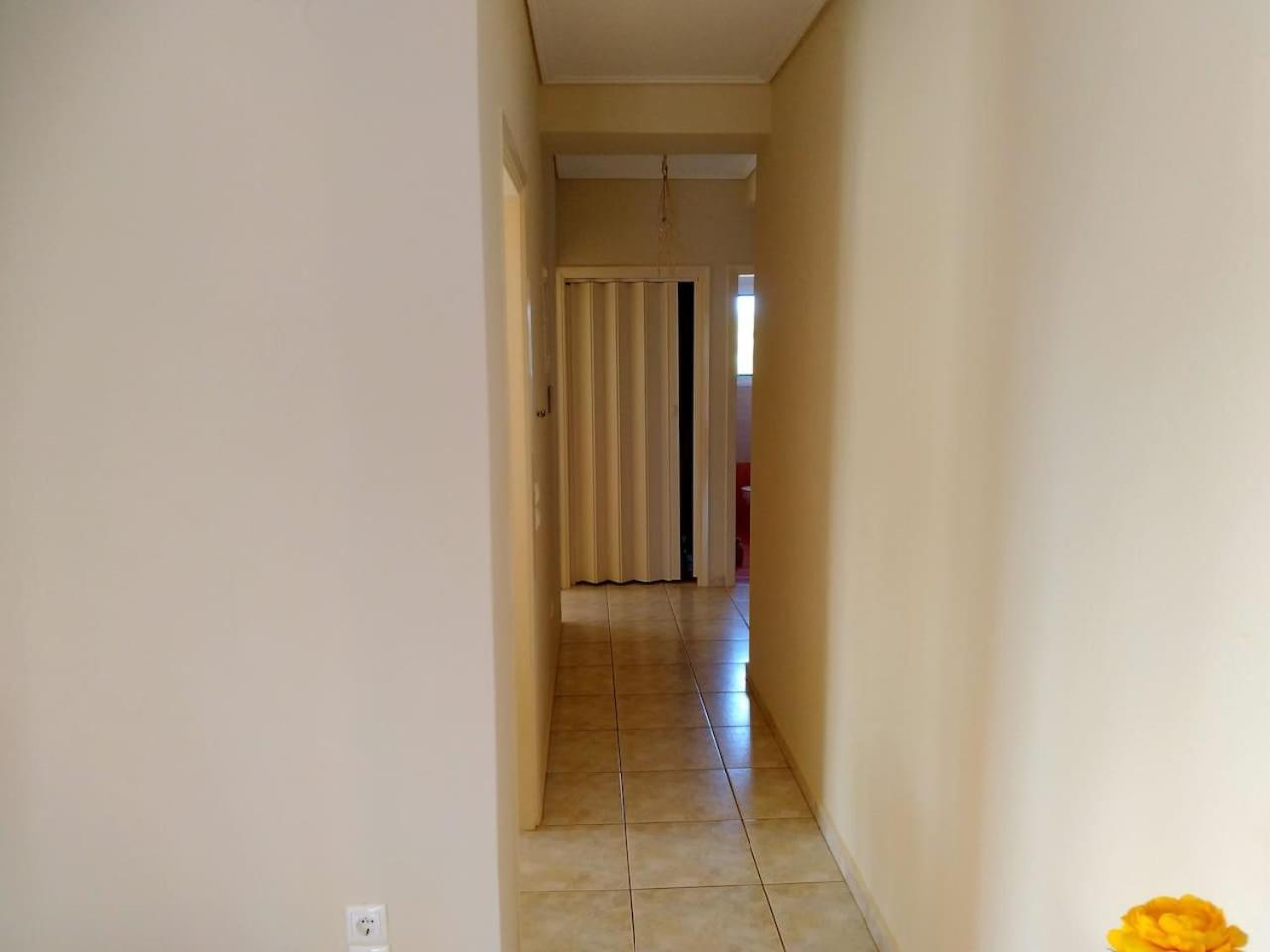 Three-Bedroom House photo 3