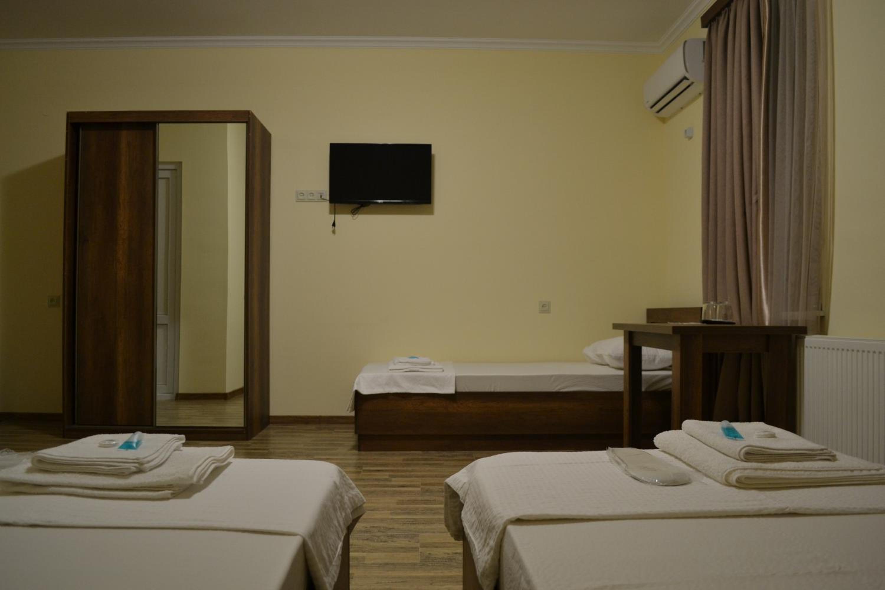Triple Room with City View photo 1