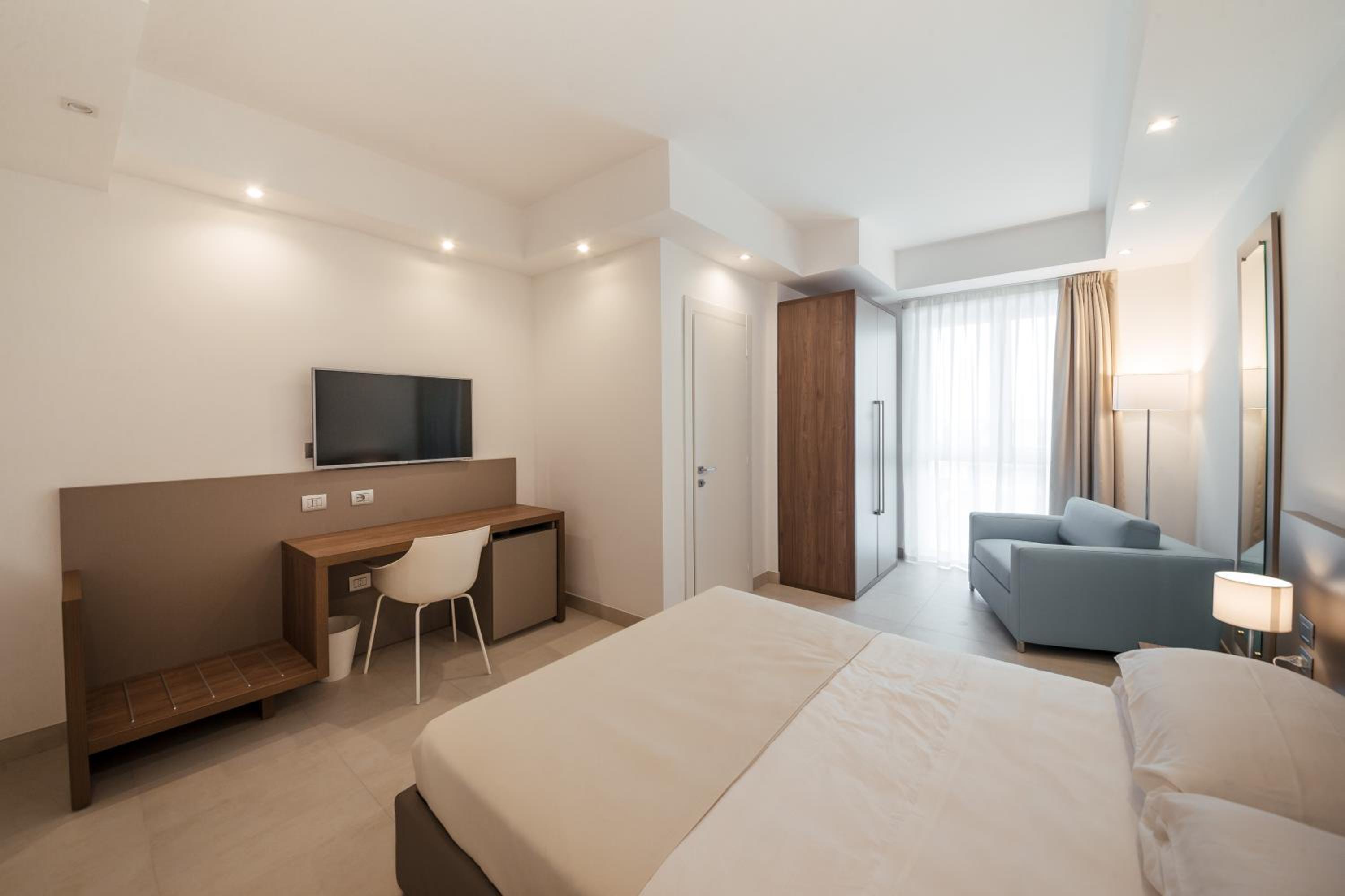 Triple Room - Photo 1