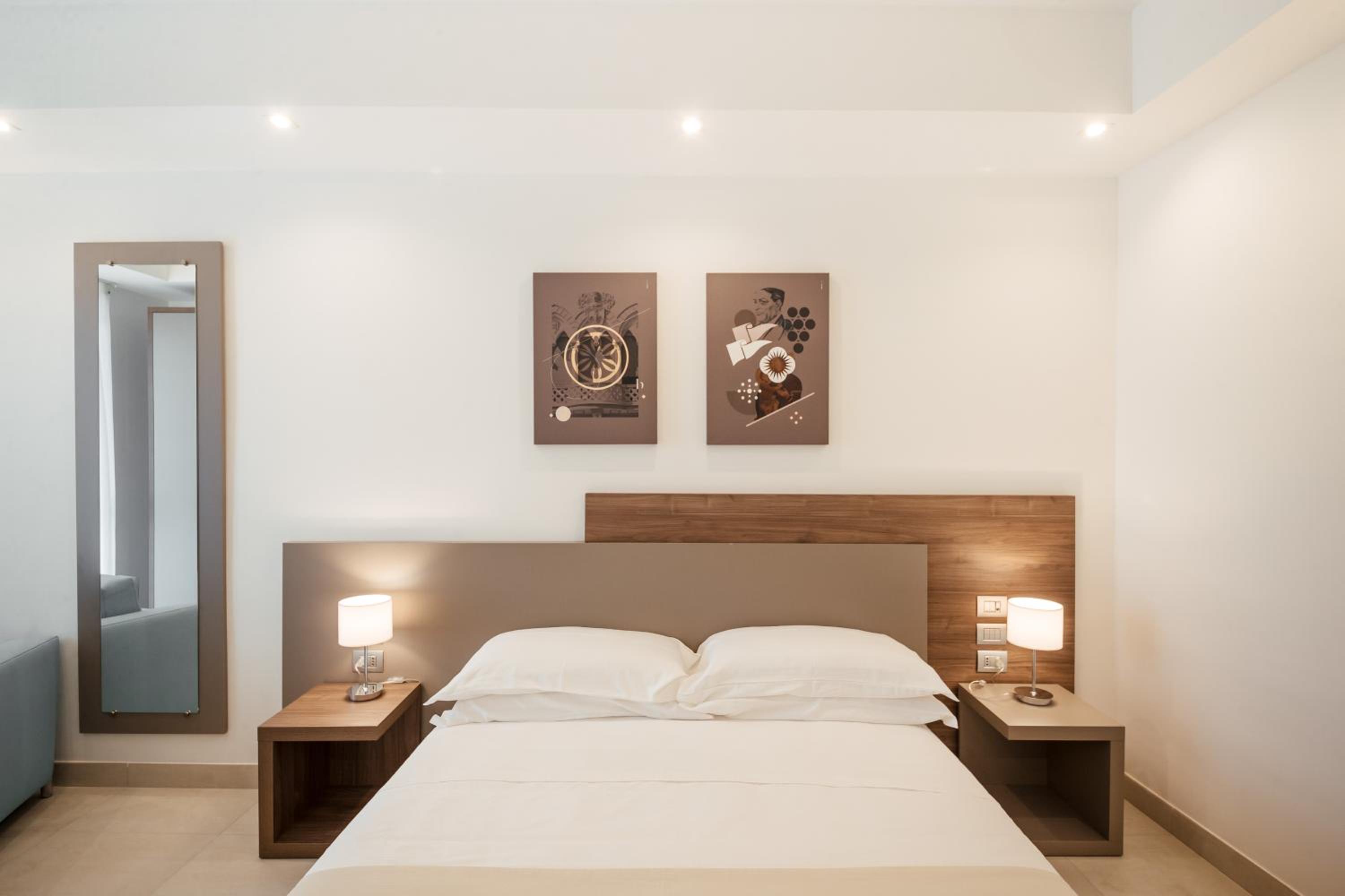 Double Room - Photo 1