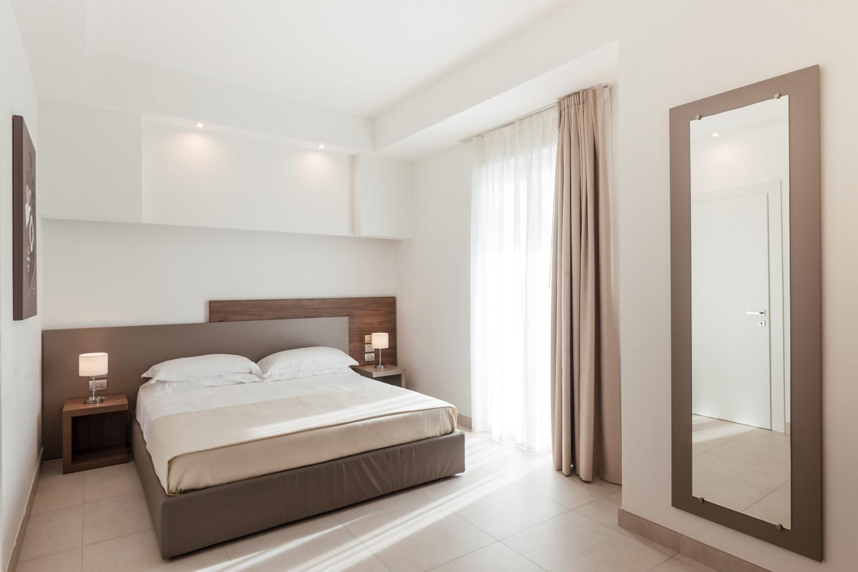 Double Room - Photo 4
