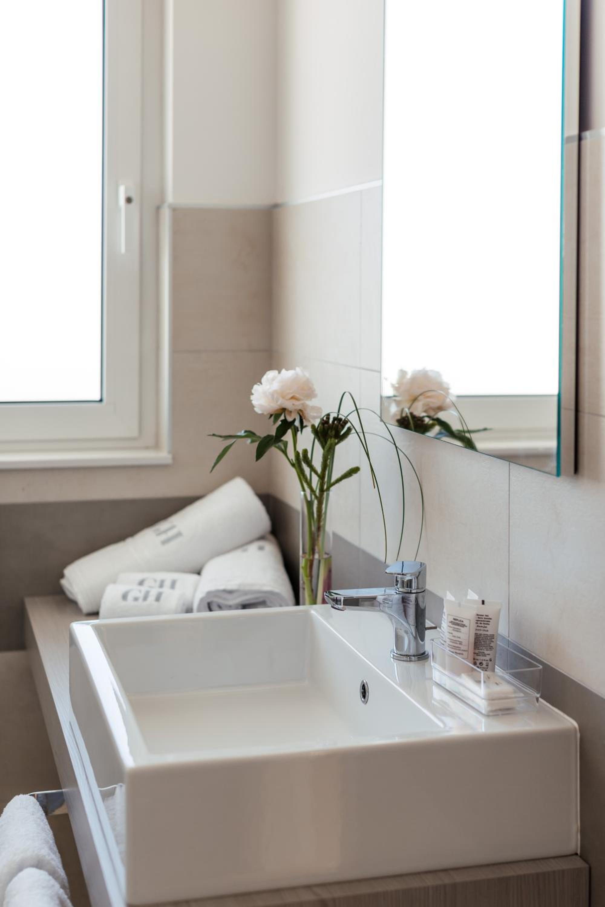 Double Room - Photo 6