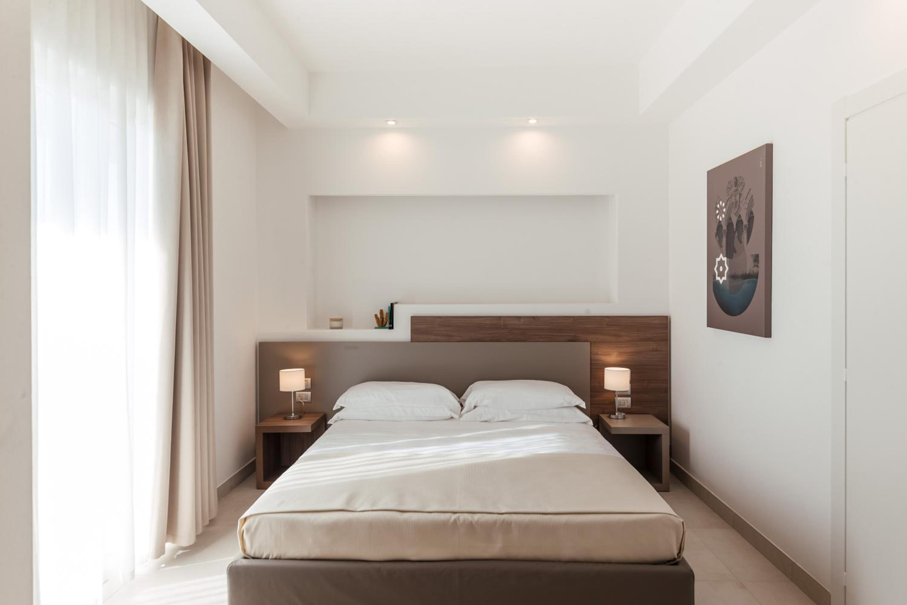 Double Room - Photo 2