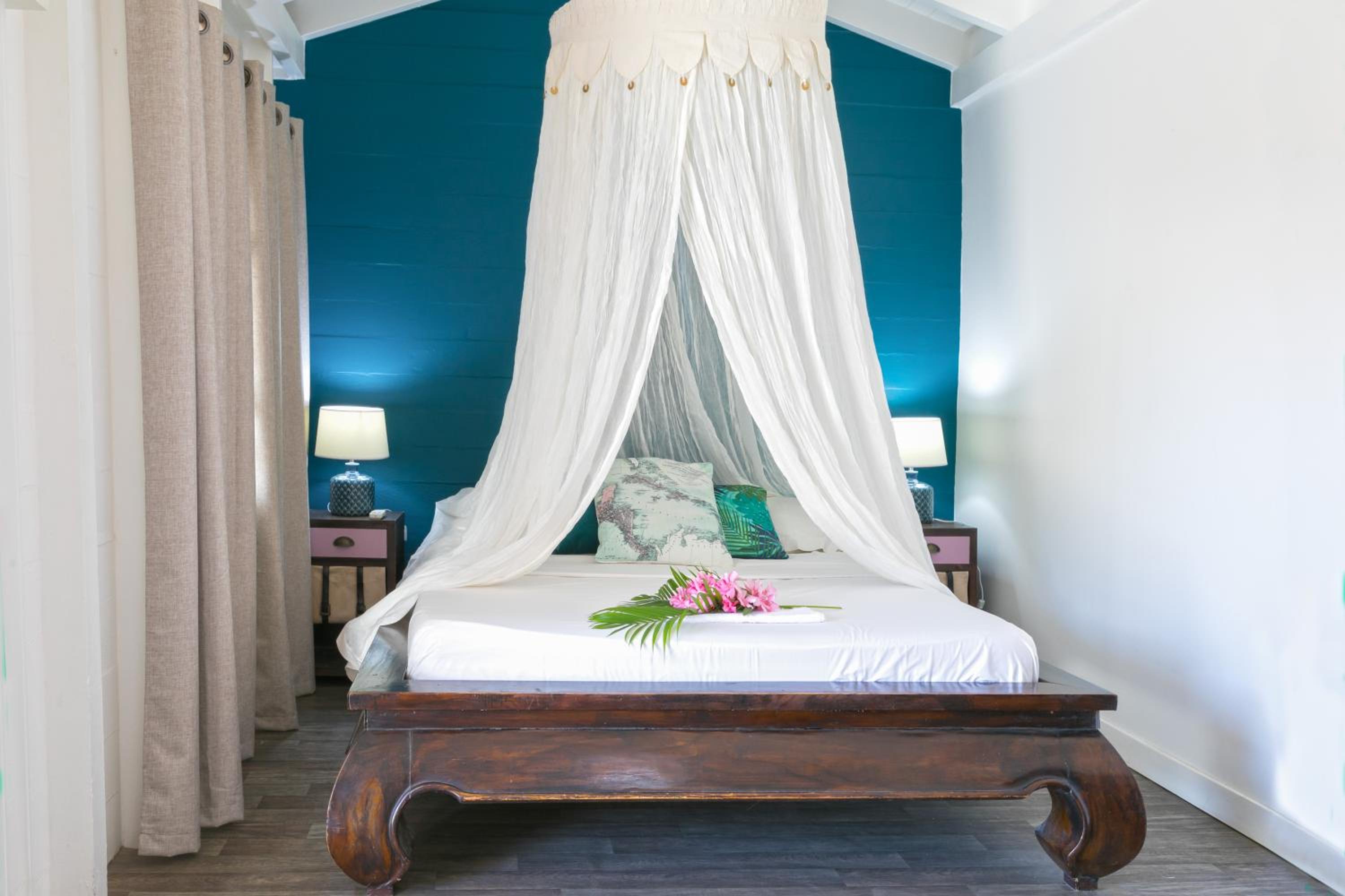 Jasmin Queen Room