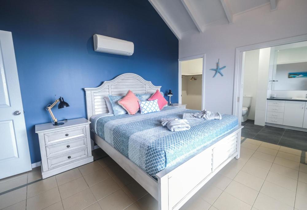 Apartment With Sea View photo 1