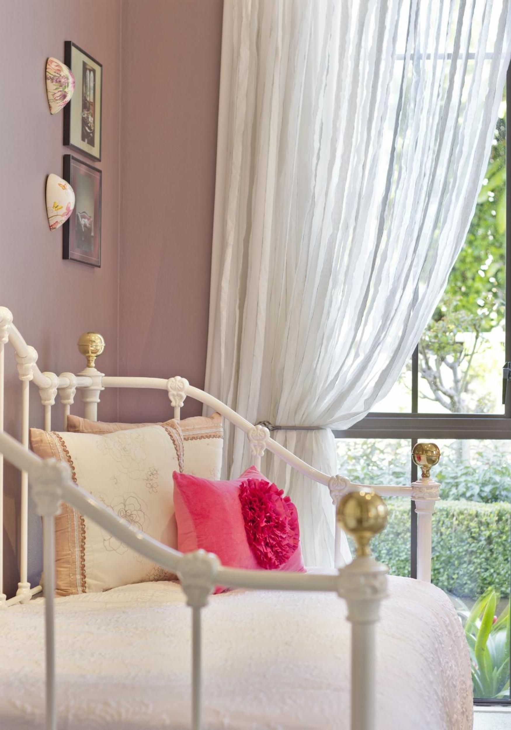 Deluxe Double or Twin Room - Photo 5