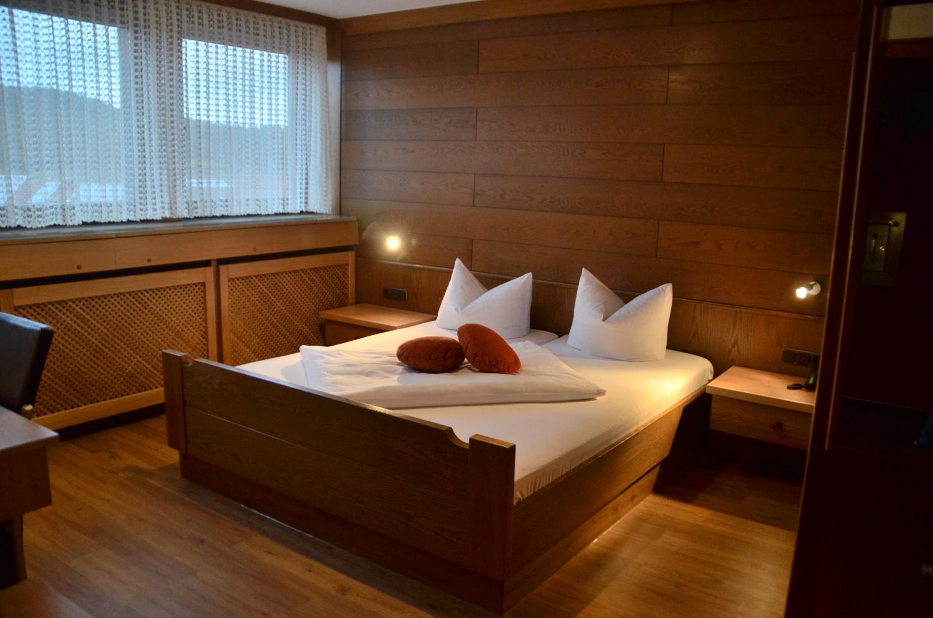 Double or Twin Room photo 1