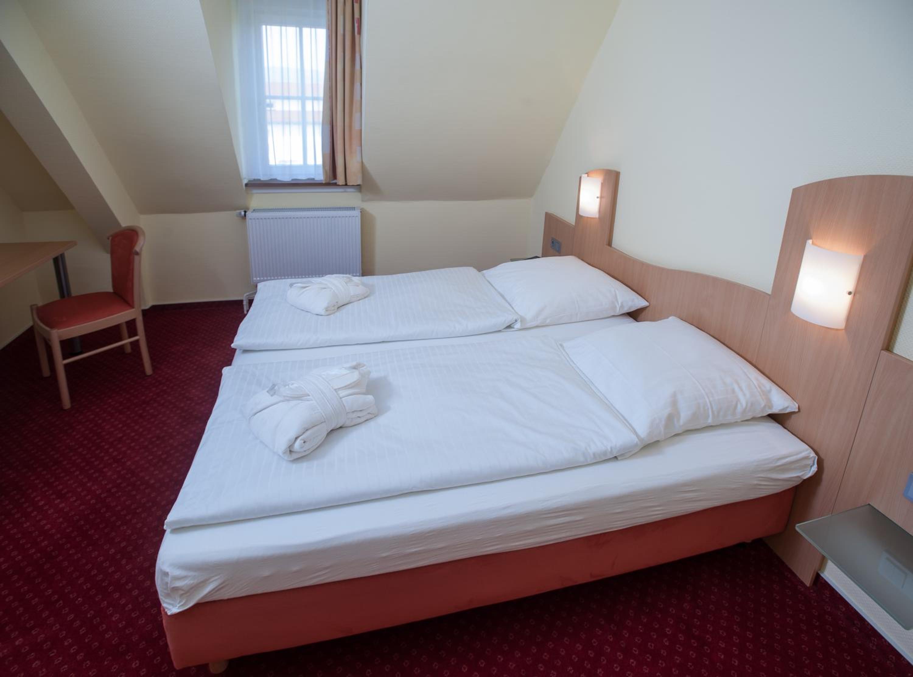 Double Room - Photo 1