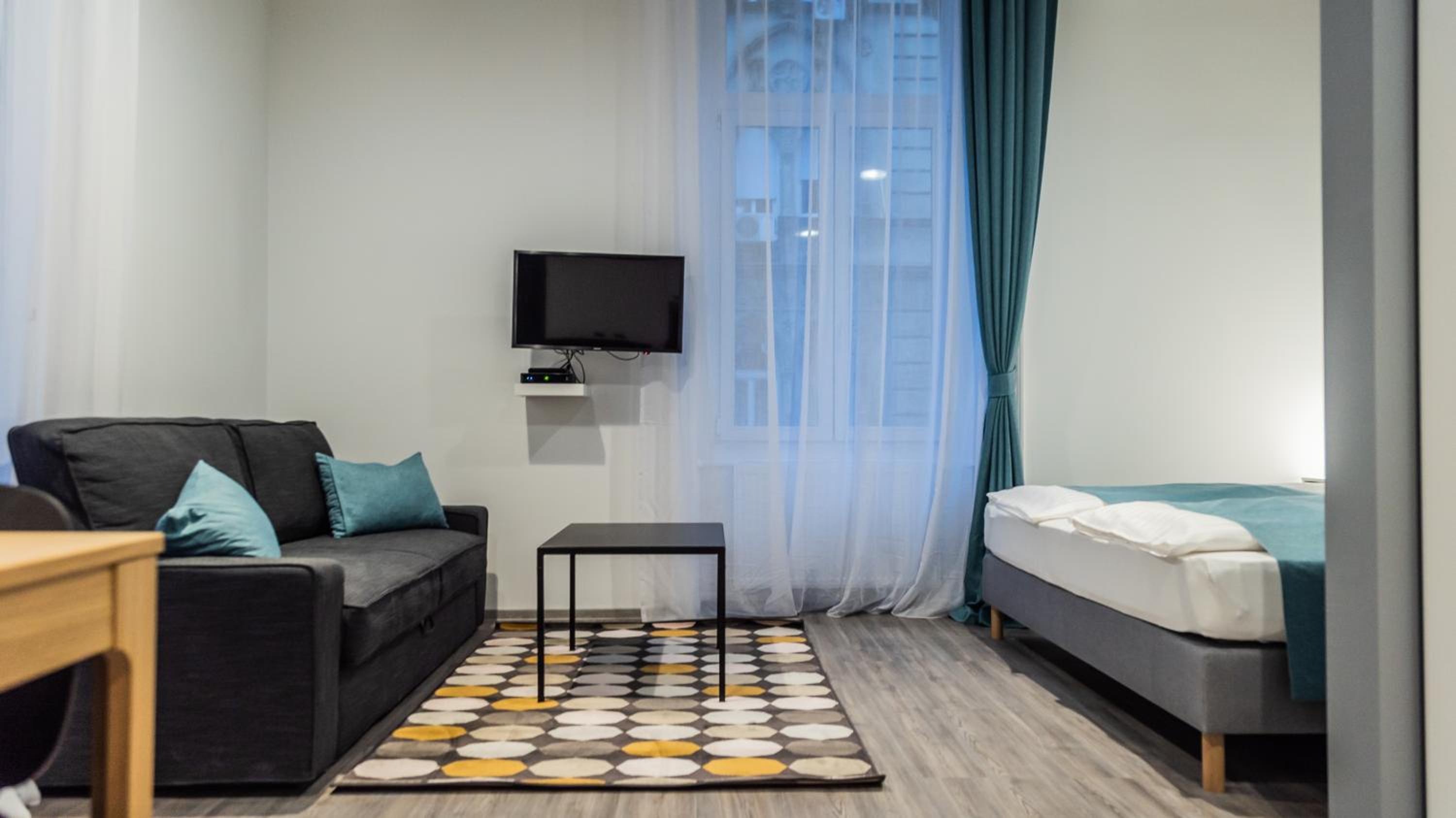 Standard Double Room - Photo 27