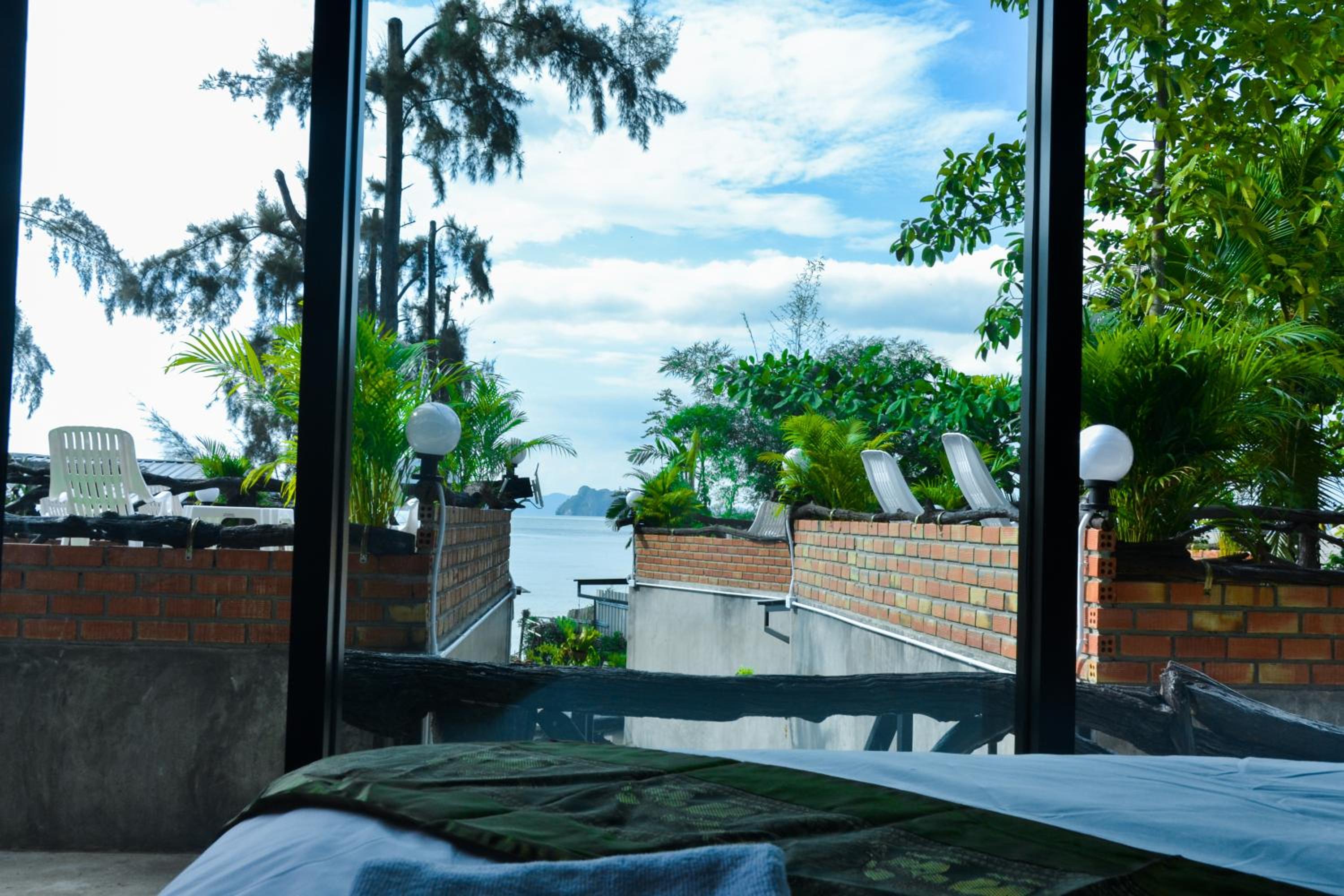 Standard Double Room - Photo 12